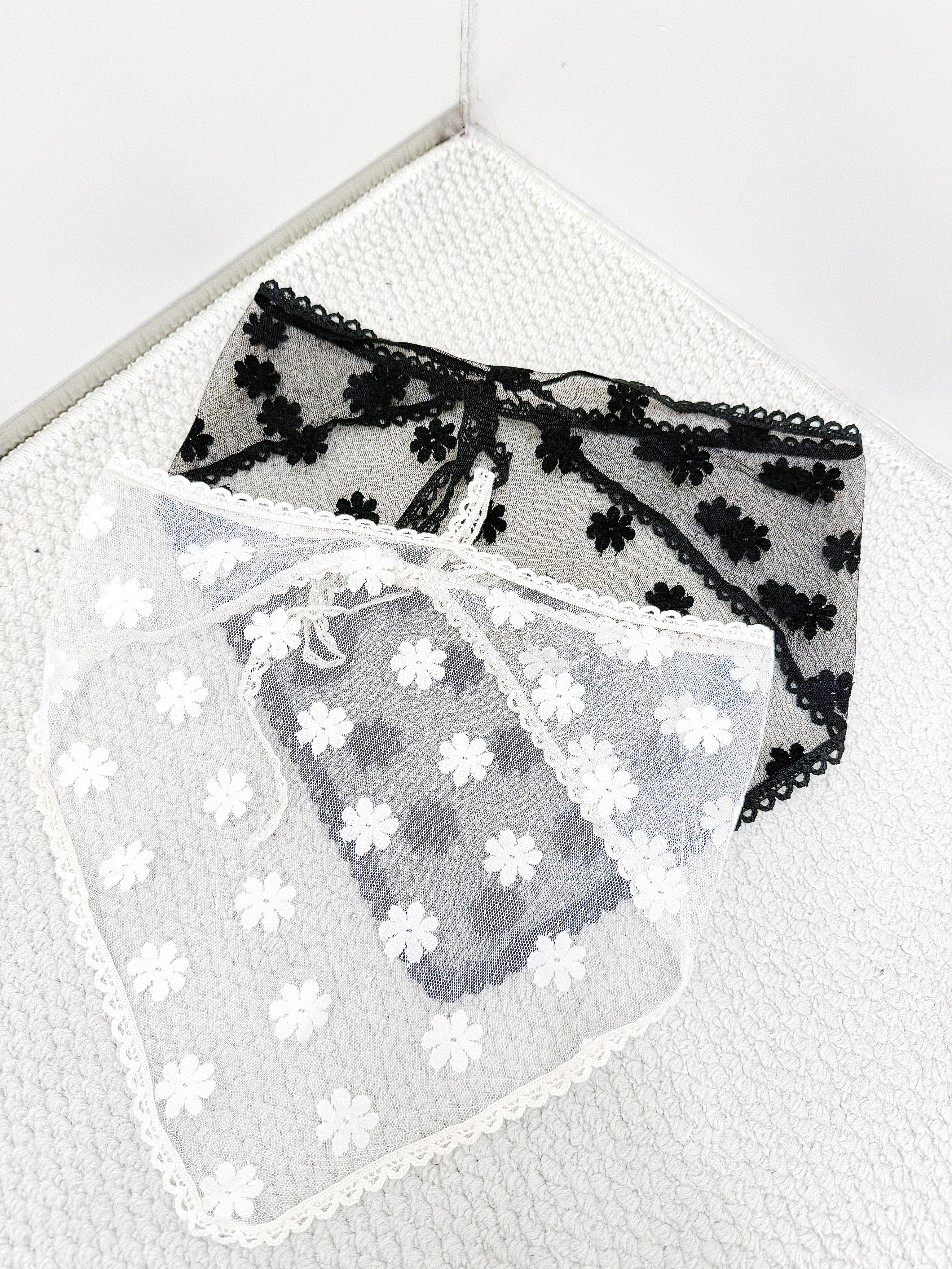 A0352｜秘密花園°❀⋆.ೃ࿔*:･ 立體刺繡小花透視頭巾