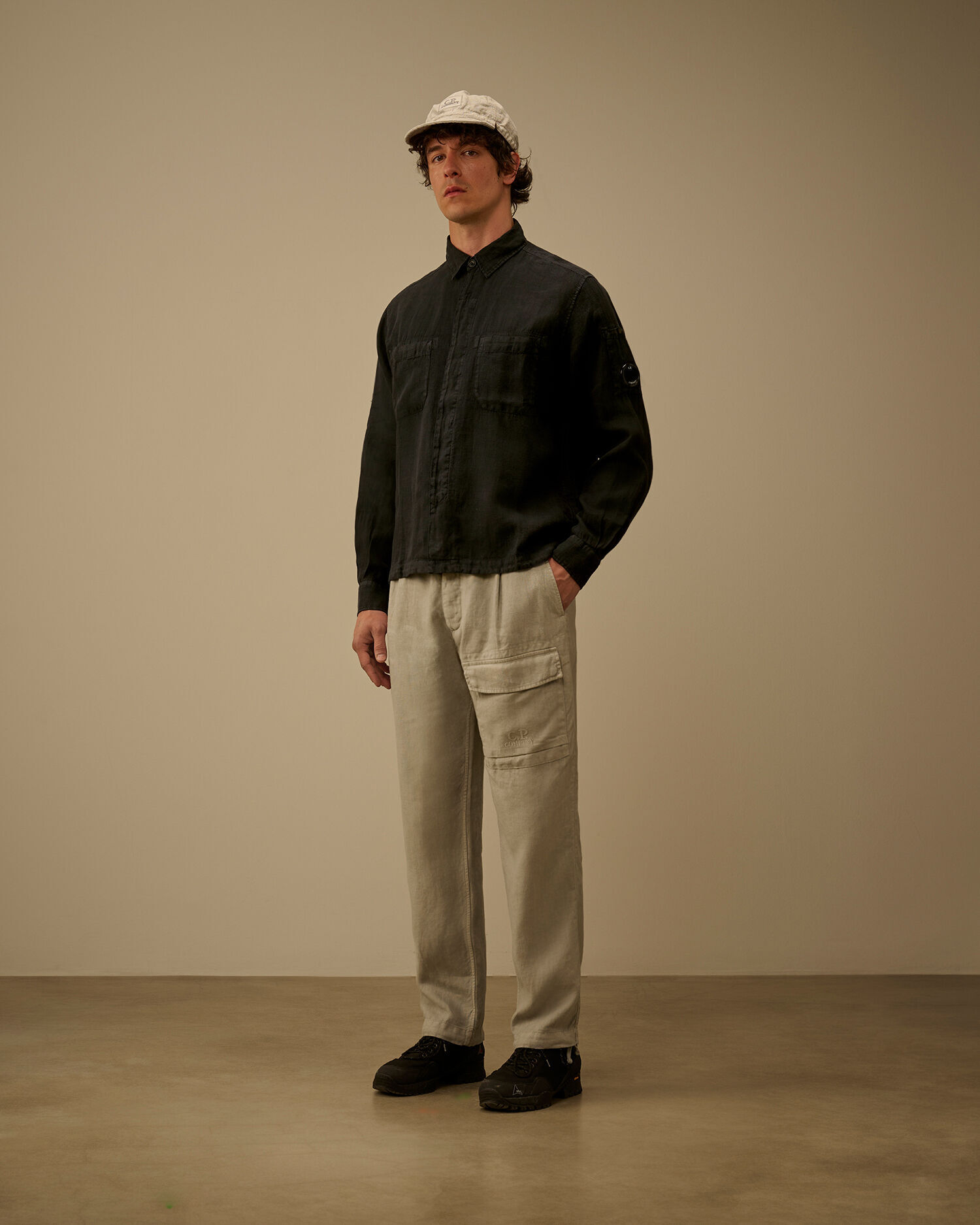 【代購】CP COMPANY 亞麻鏡片長袖襯衫 Linen 輕薄鈕扣襯衫