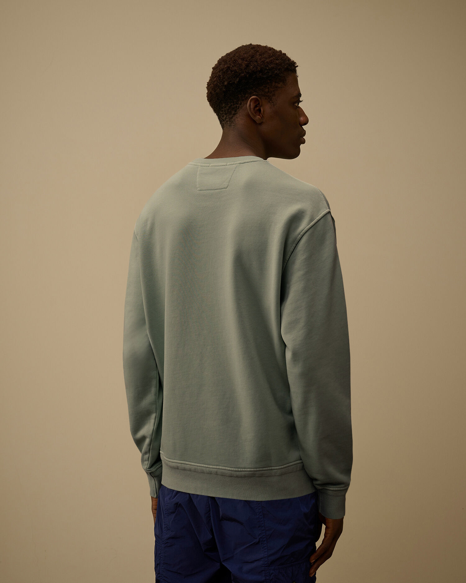 【代購】CP COMPANY 斜紋刷毛抗染鏡片大學T Crewneck 衛衣