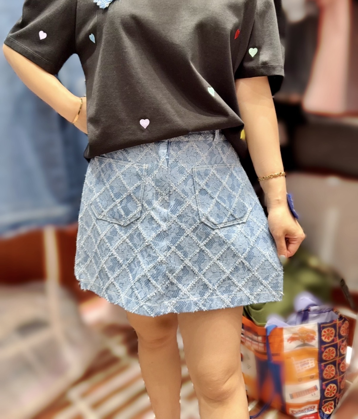 IL36  菱格lace 褲  S:腰 26 -29   HIP40 -46   長14    /M:腰 27.5 -30.5   HIP41.5 -47.5  長14  /L:腰 29-32     HIP43 -49  長14   $439 (一口價)