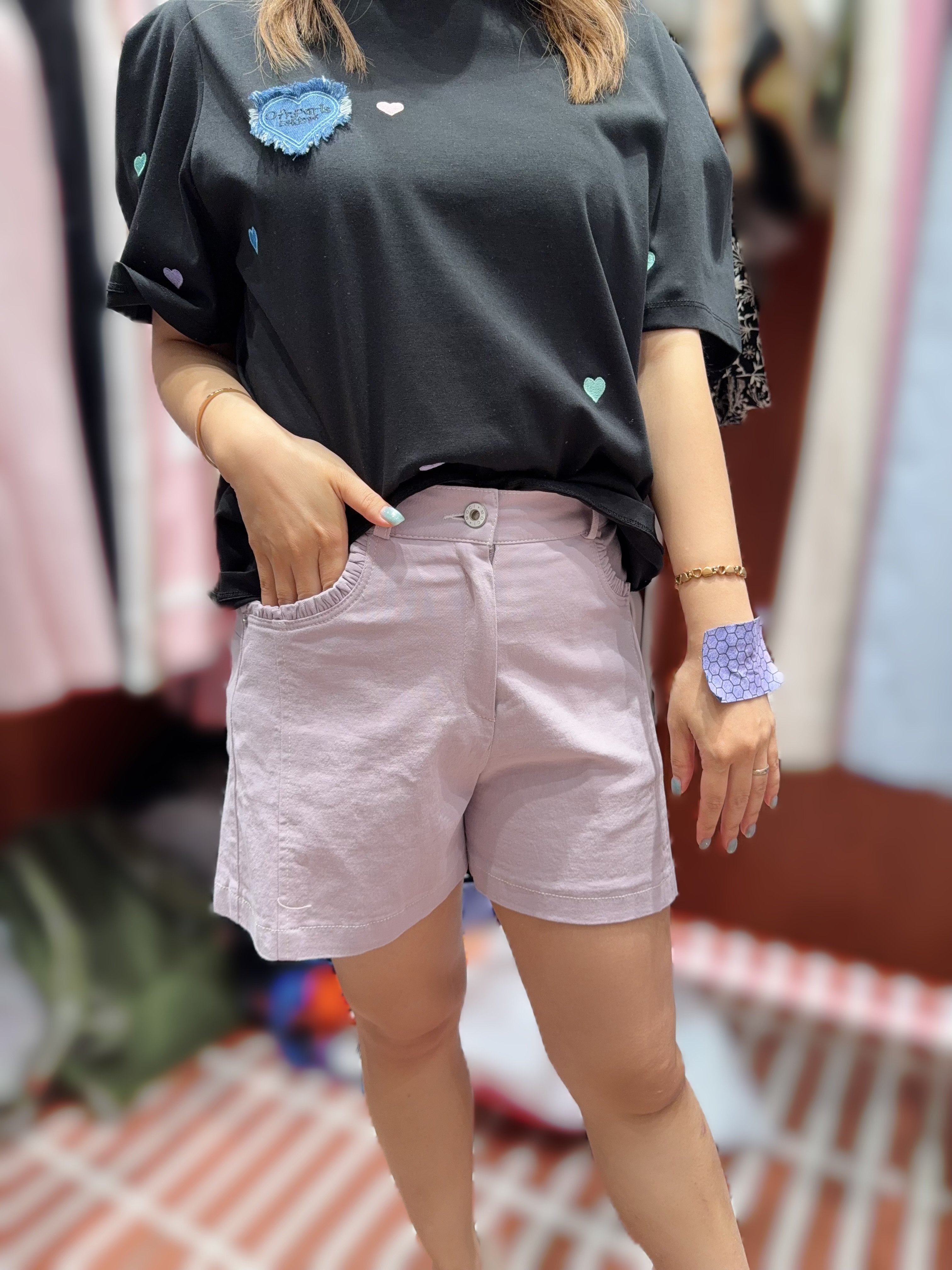 IL46   褲 S:腰26-30     HIP39 -41   長13.5      /M:腰27.5 -31.5   HIP40.5 -42.5   長13.5      /L:腰29-33     HIP42-44   長13.5     $ 419(一口價)