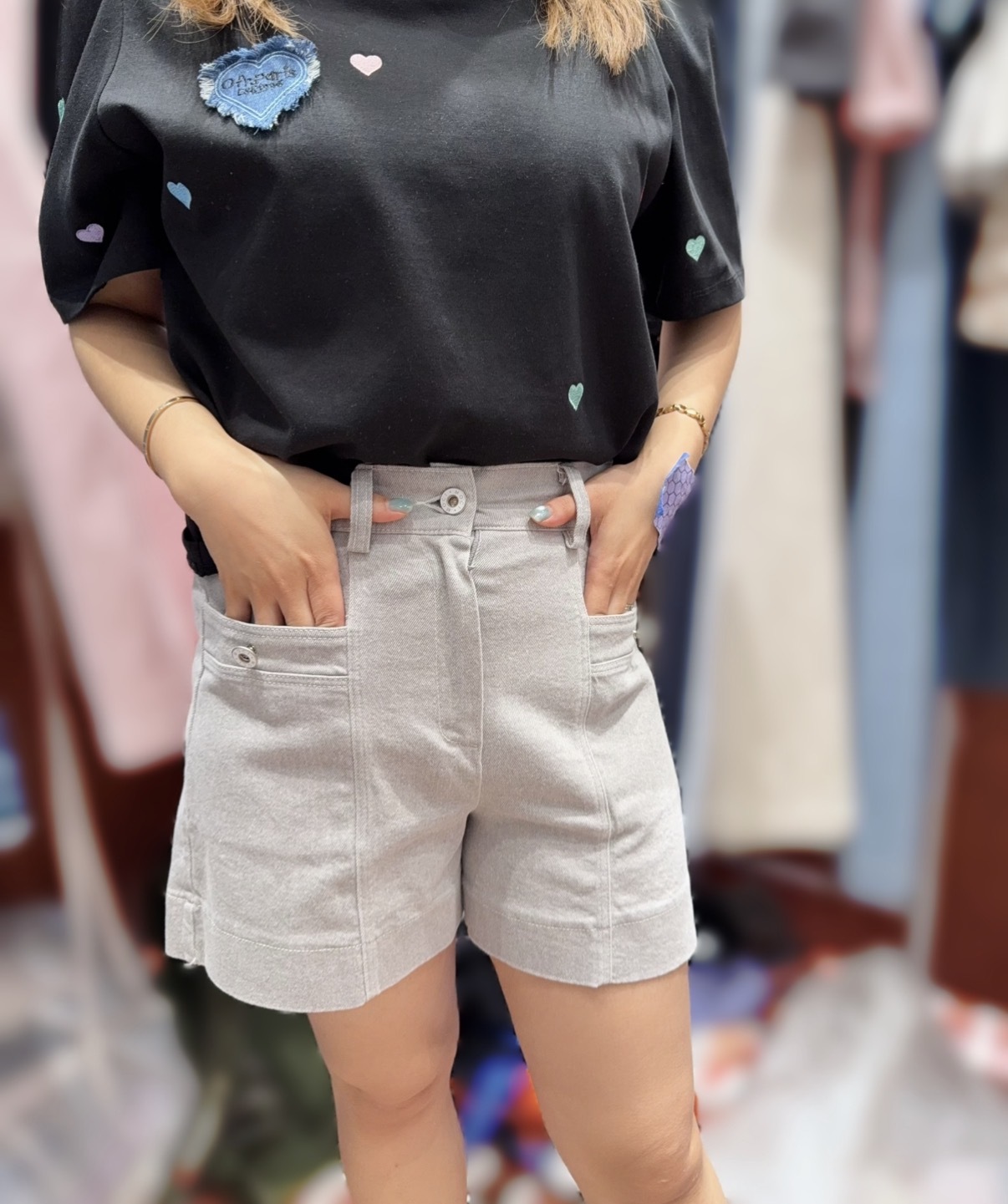 IL47   S:腰25-29    HIP37.5-42   長 13.5     /M:腰26.5 -30.5       HIP39 -43.5     長13.5   /   L:腰28 -32     HIP 40 .5  45  長 13.5  $ 429   (一口價)