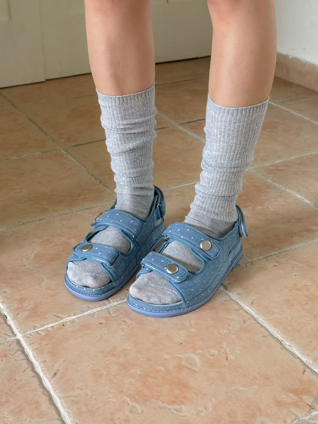 SH6116 可愛波點涼鞋 *足碼*