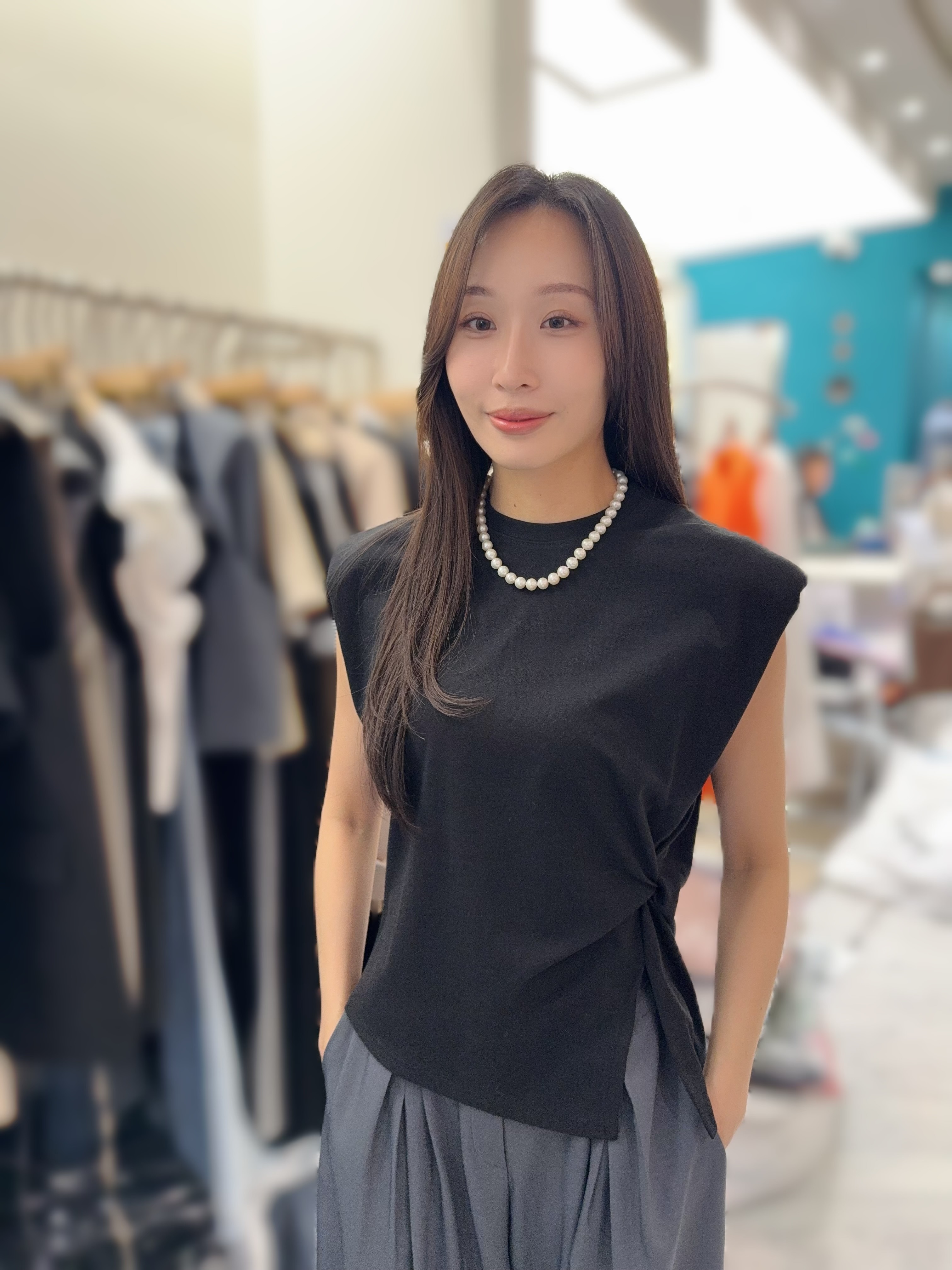 SU09 胸 45-52 長23 $389 (一口價)