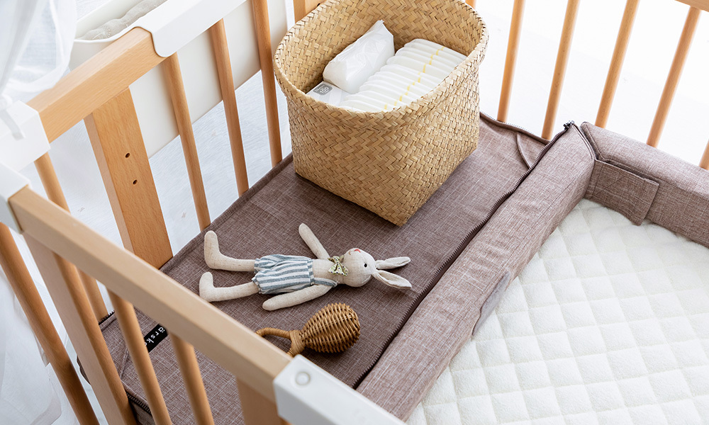 嬰兒床佈置怎麼做才安全又好看？從新生兒開始打造安心睡眠空間