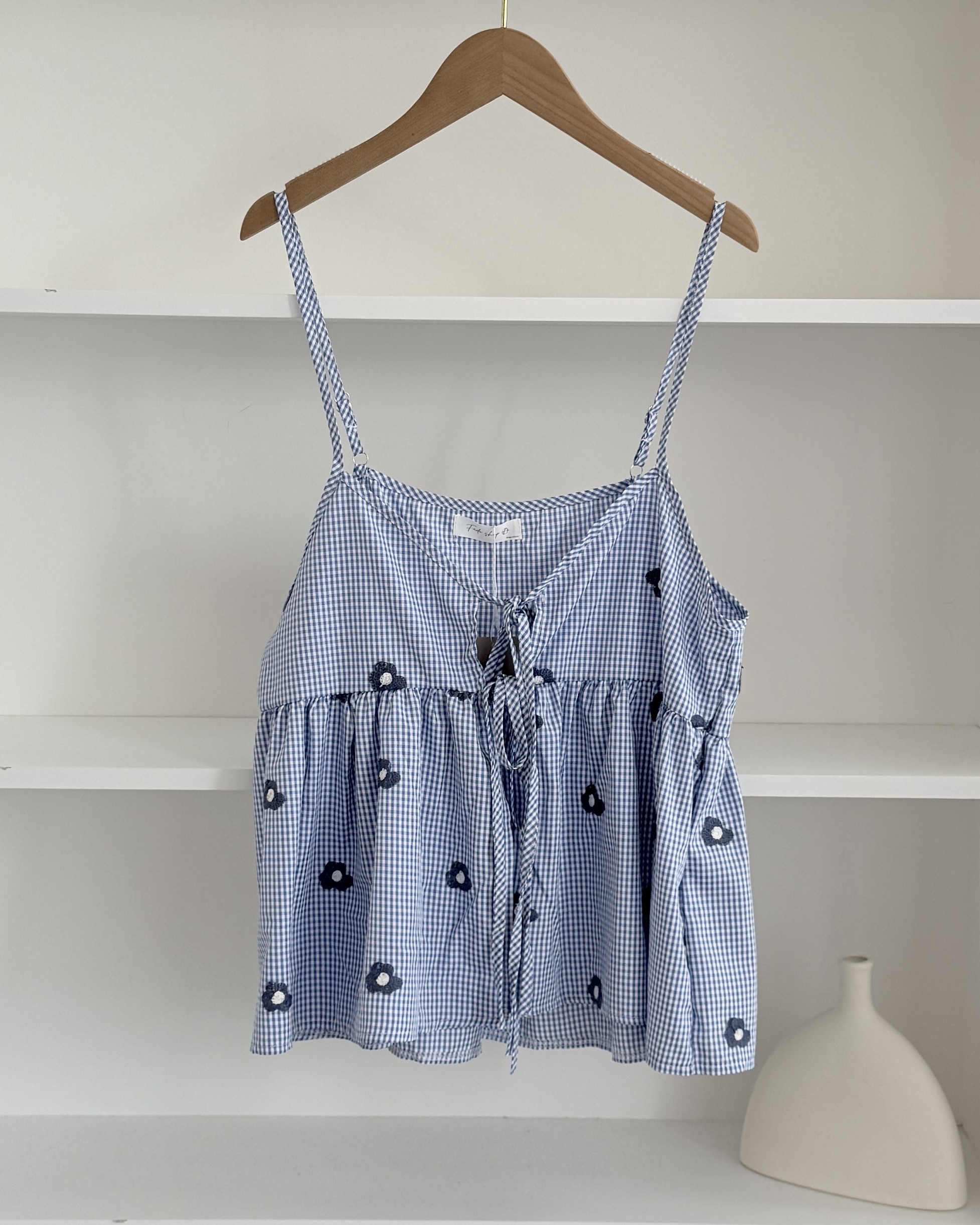 法朵Fado shop｜格紋小花刺繡吊帶背心 1705017 兩色