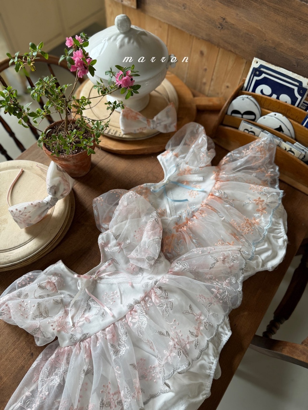 正韓夏marron 嫩嬰兩色渲染花園包屁裙