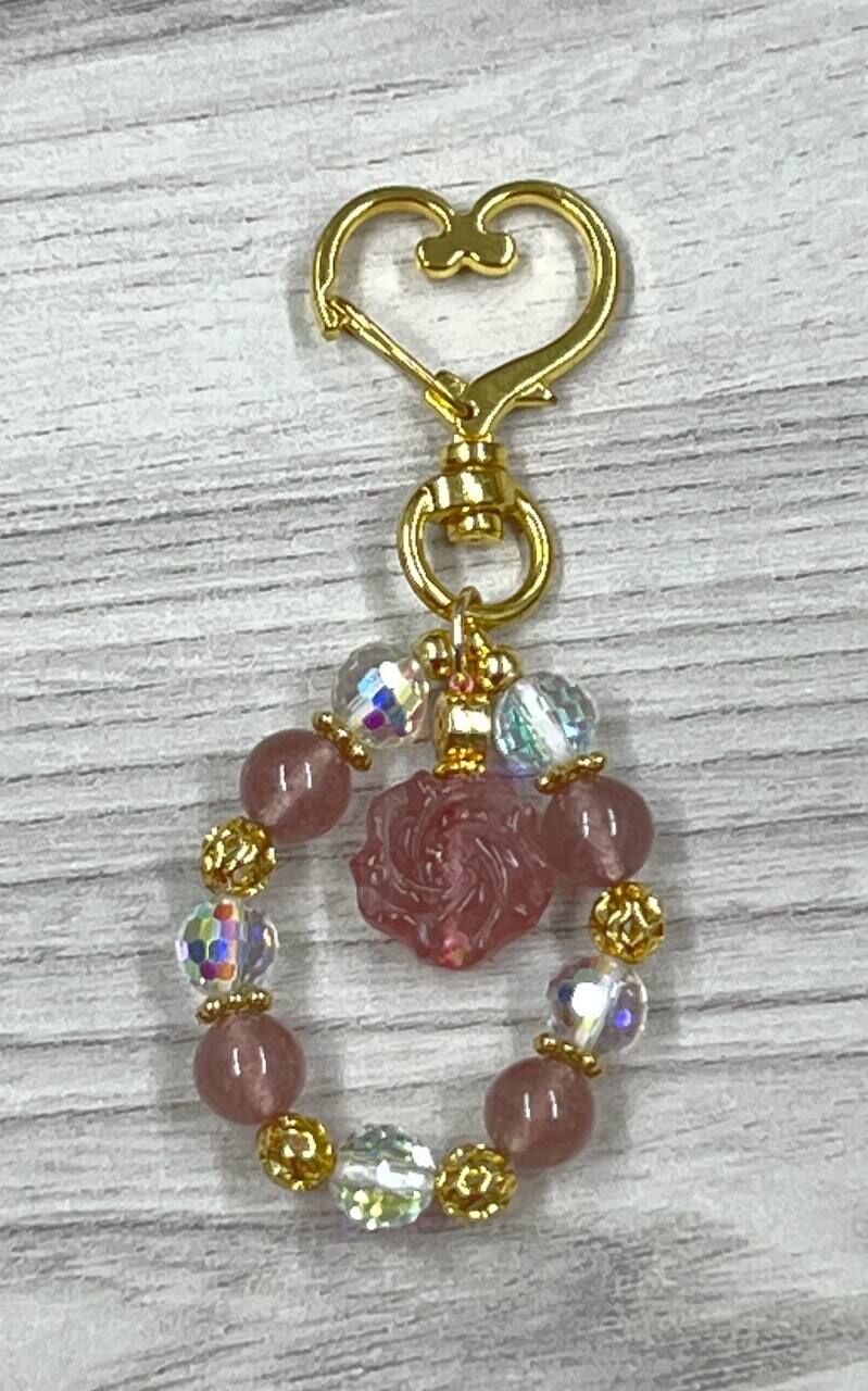 [S] GEMZ & CO ZBB STRAWBERRY QUARTZ ROSE BAG CHARM, C74 (C74)
