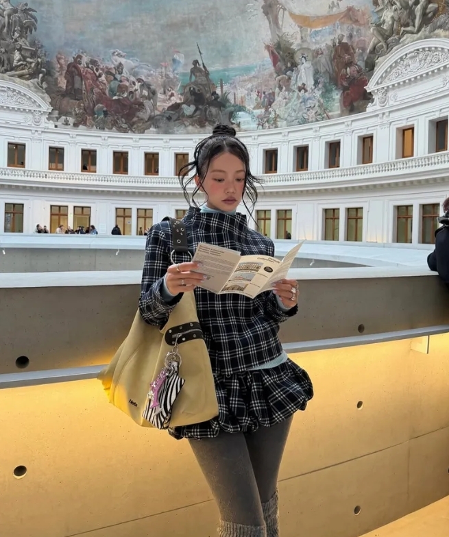 （預購）hieta Carrie 大容量皮革流浪包