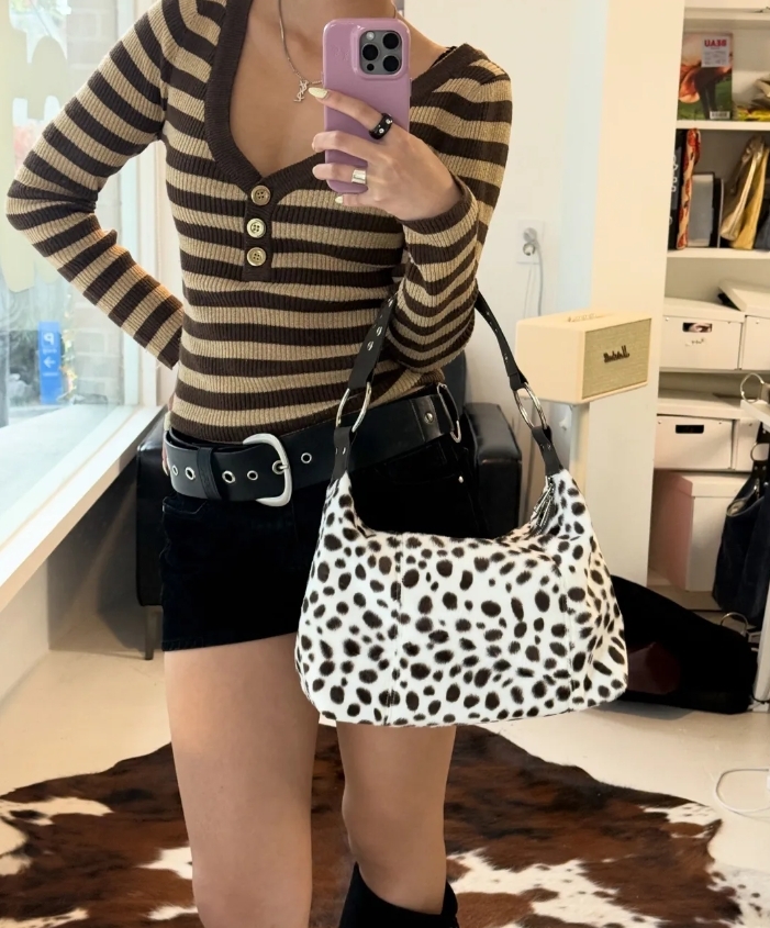 （預購）hieta Carrie Mini 流浪肩背包