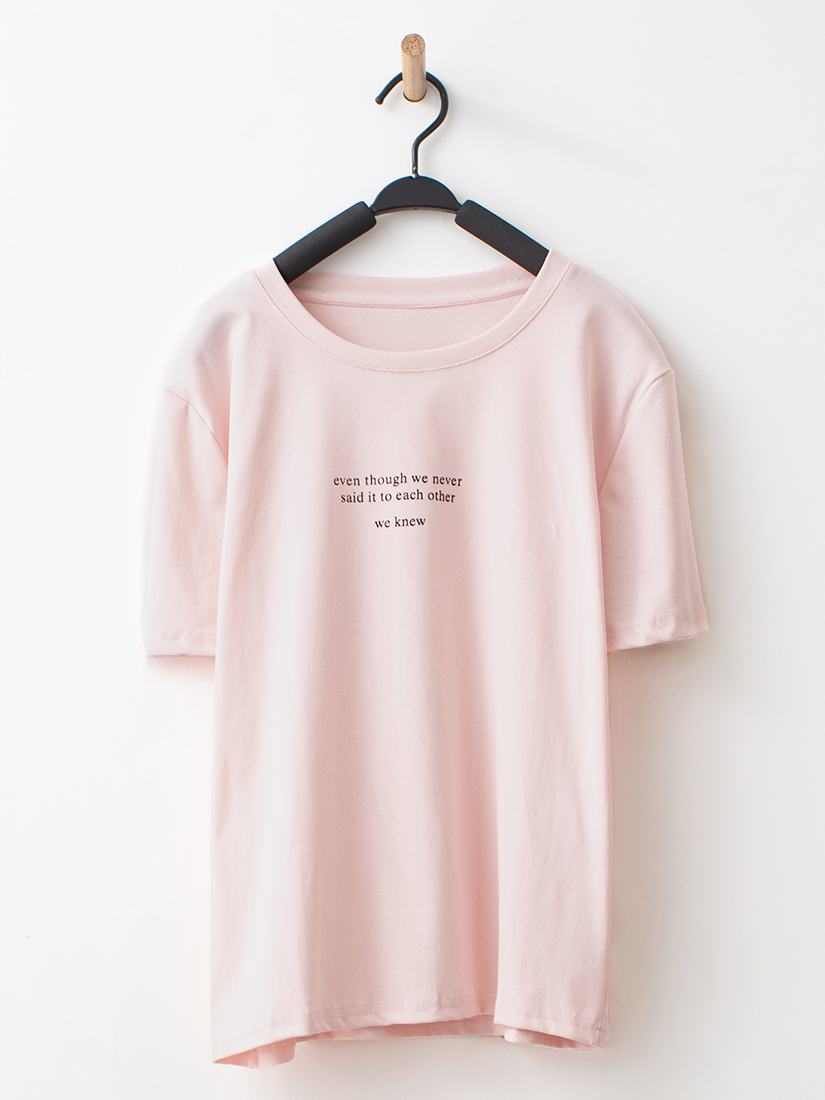 自然涼感棉字母印花短袖上衣