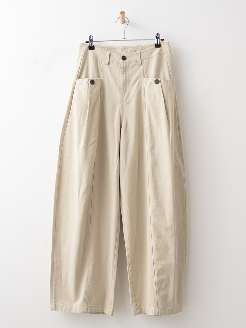 日系清新跳色配釦剪接設計寬褲