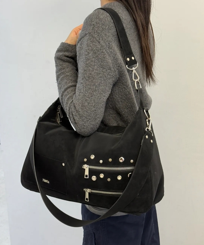 （預購） hieta Maxie 鉚釘雙拉鍊肩背包