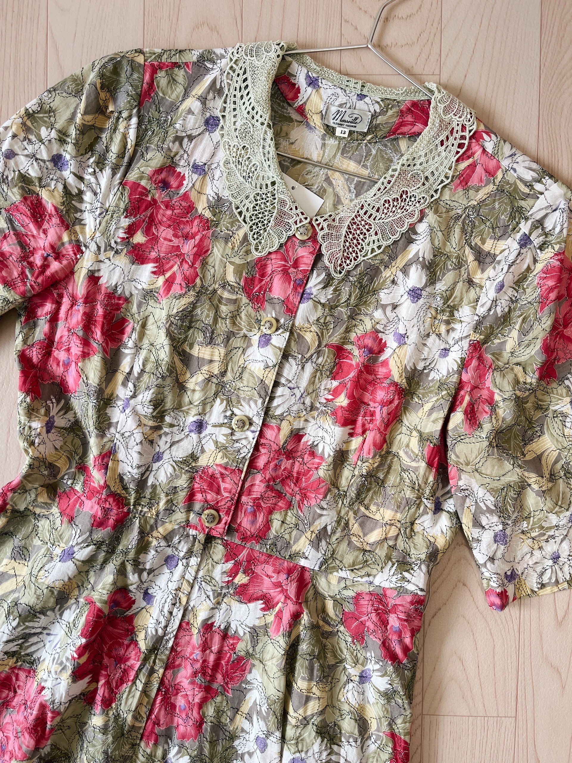 牛油果綠刺繡大花古著連身裙