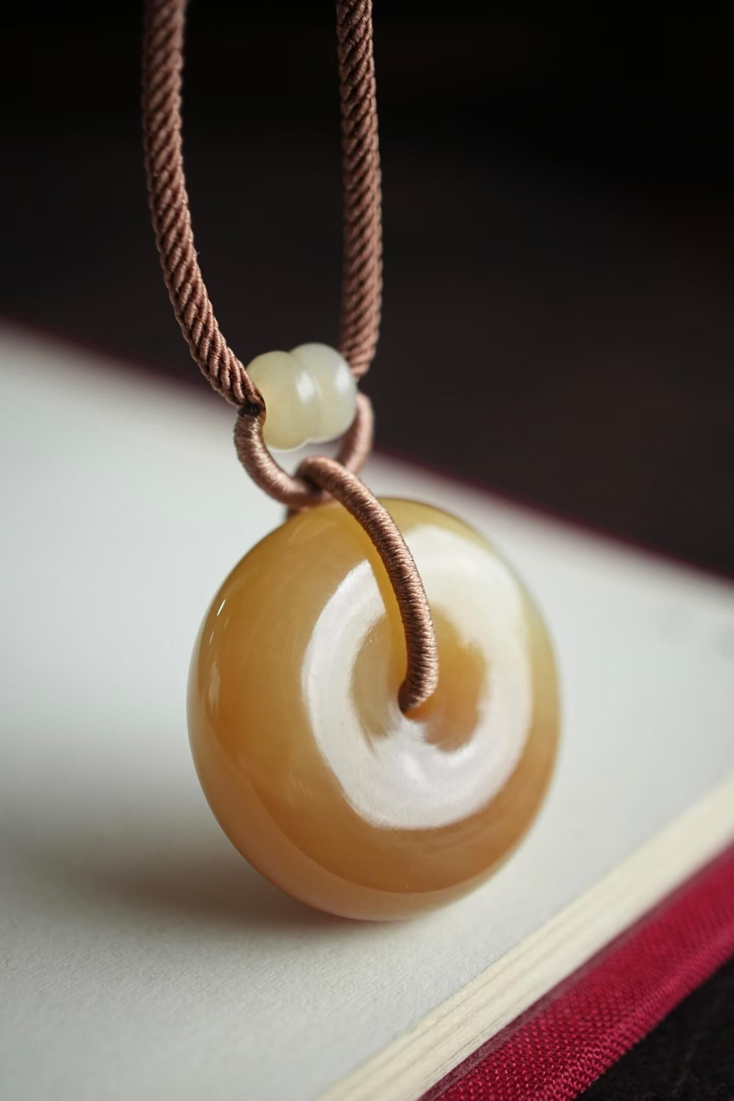 414447 和田玉老礦糖白平安扣掛件 (26mm直徑)