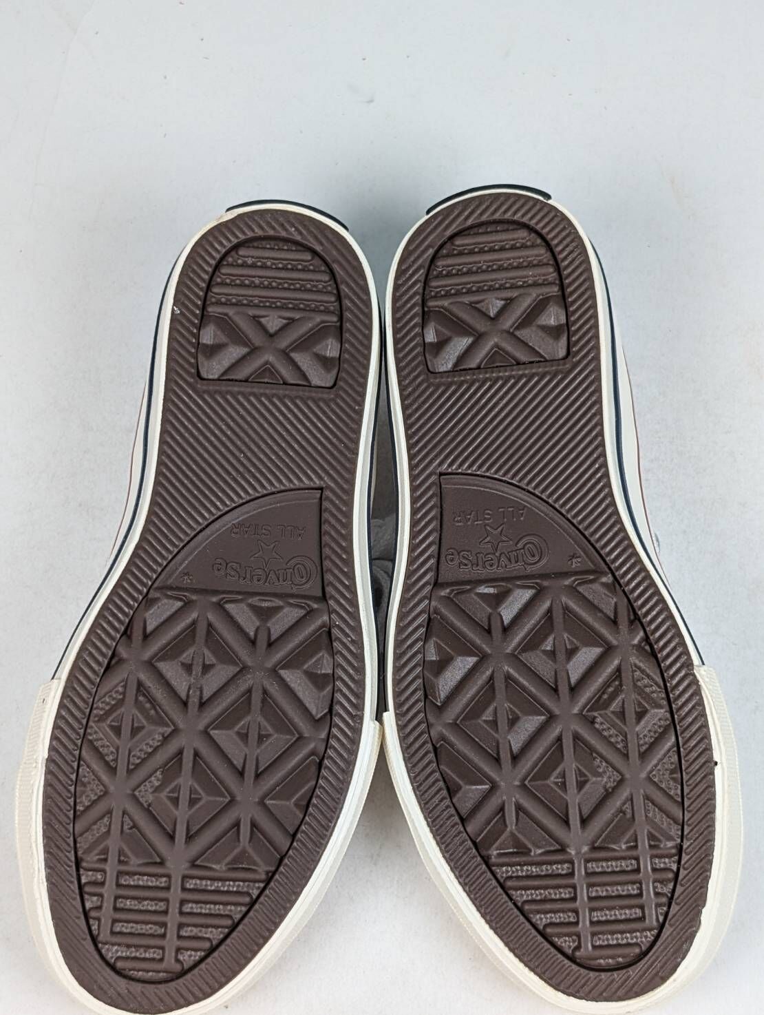 微瑕疵-左右腳中底色差帆布泛黃 368988C P12 CONVERSE CHUCK 70 OX 低筒休閒鞋中大童白