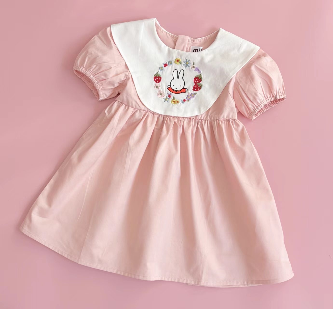 🐰𝐌𝐢𝐟𝐟𝐲 草莓連身裙