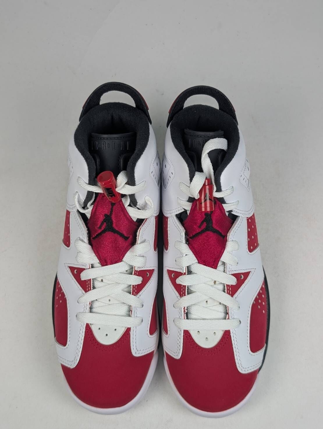 微瑕疵-左右腳中底泛黃 384665-106 4.5Y Jordan 6 Retro Carmine 2021 (GS)