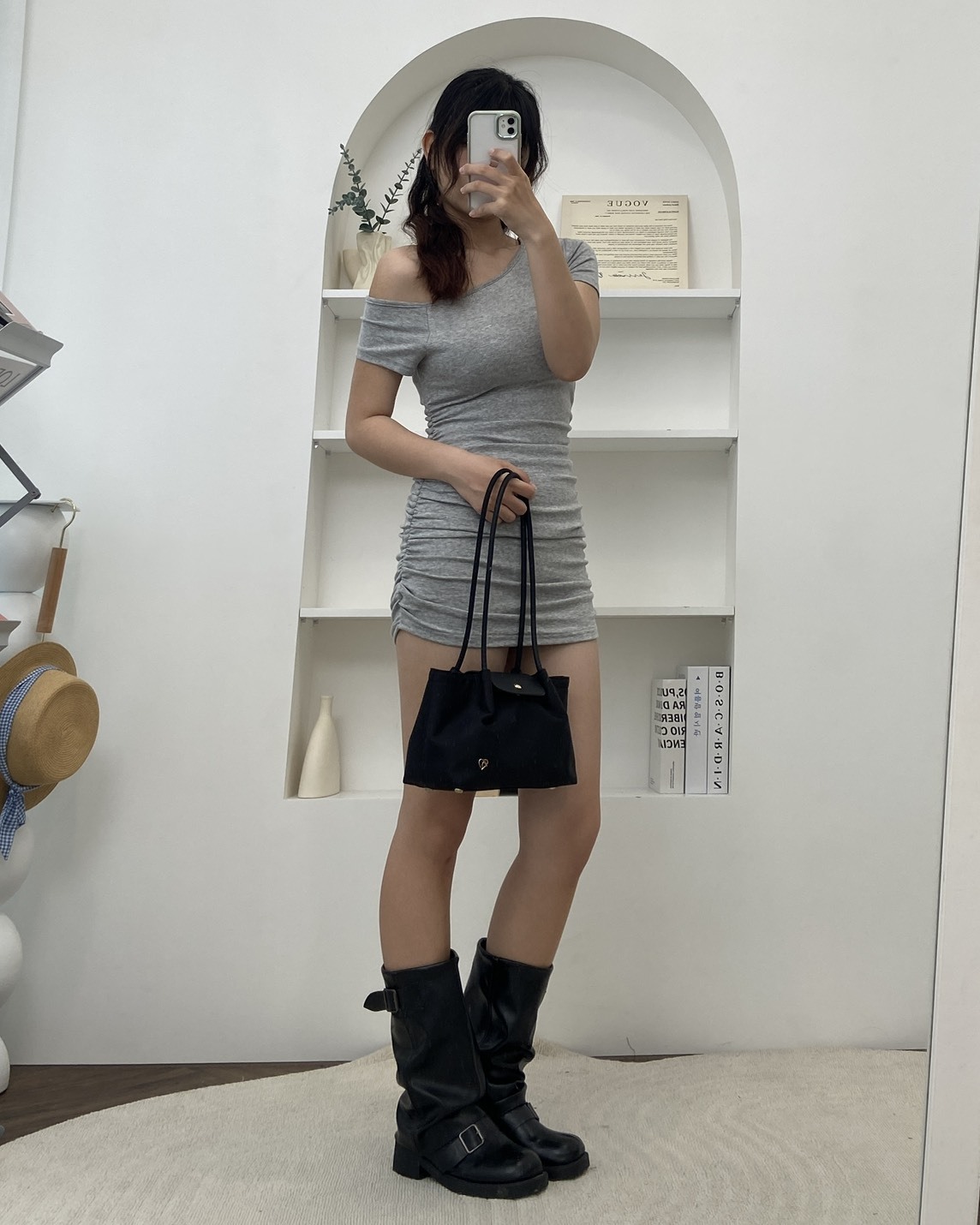 法朵Fado shop｜附bra斜肩皺纖短洋 6205004 四色 短袖洋裝