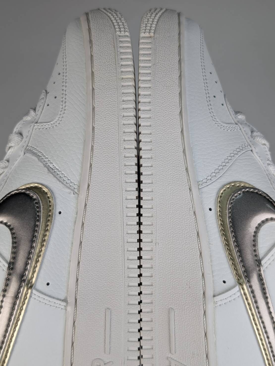 微瑕疵-左右腳中底鞋底泛黃 DH9595-001 6Y Nike Air Force 1 1s Double Up On The Pull Tabs Swooshes 雙層勾勾 米白 金 女款
