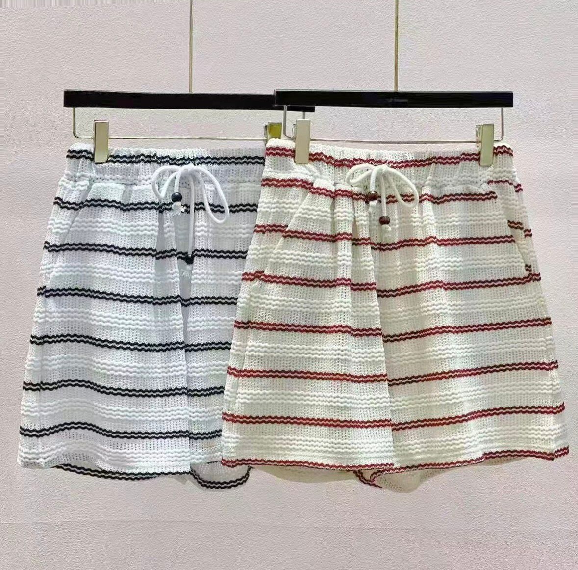 OT69  (1SET ) 橫間  胸 49   長29 -31   /  橡根褲  腰24-40      HIP44    長16   $599[一口價]
