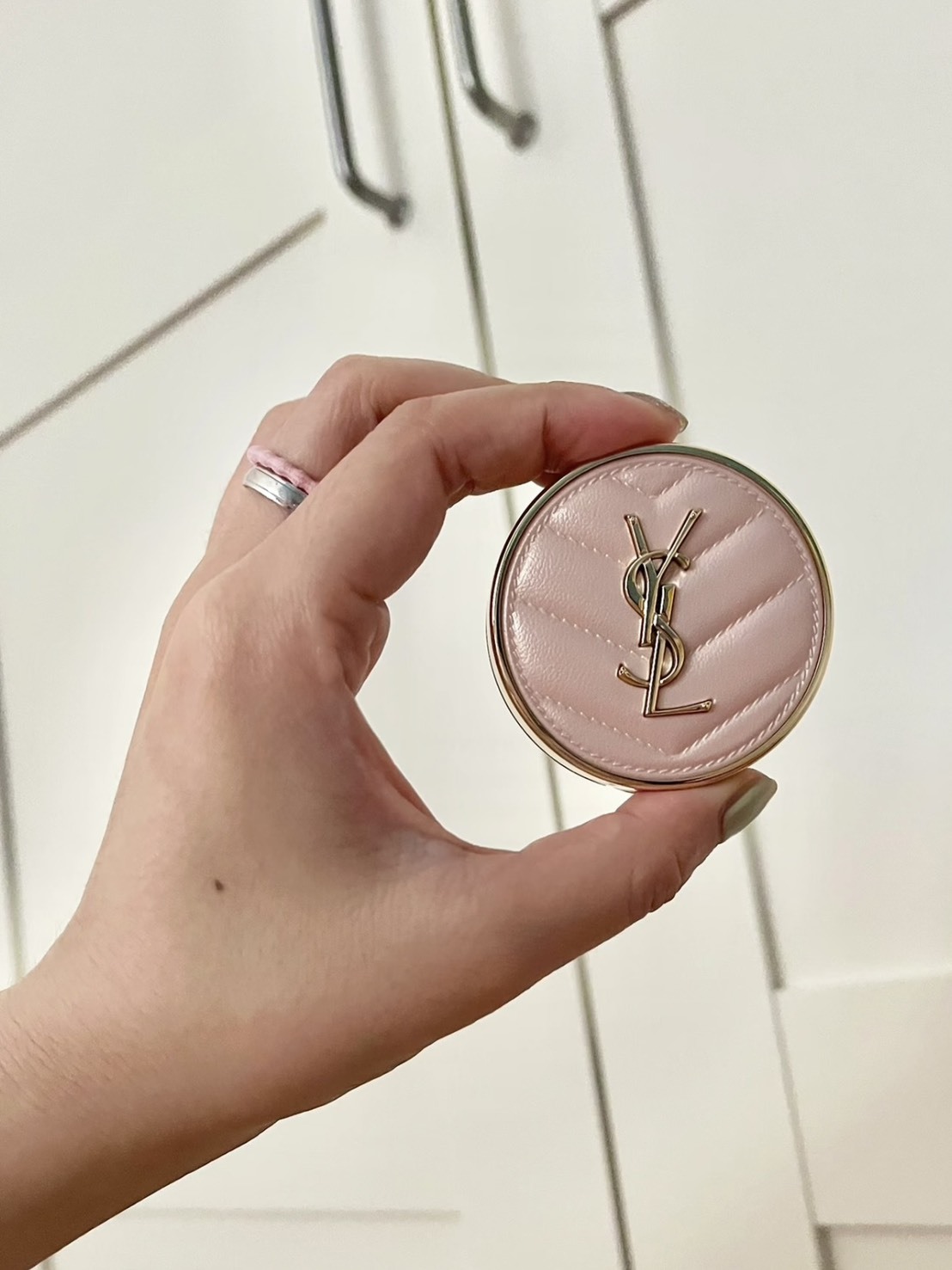 <兩件更划算!> YSL 超模光感水氣墊迷你版 5g #B10 (粉色)