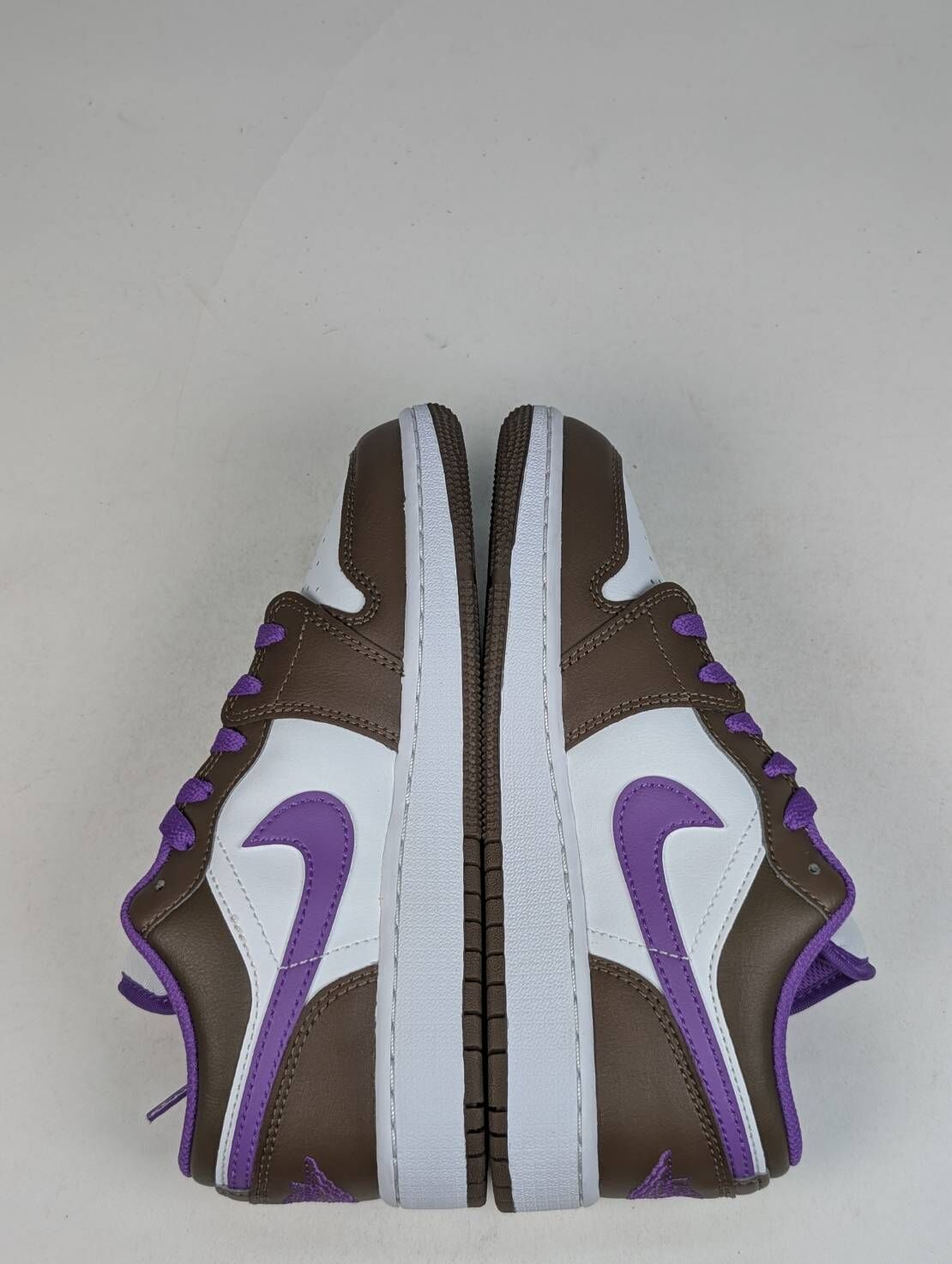 微瑕疵-右腳鞋底髒汙 553560-215 3.5Y Air Jordan 1 Low " PALOMINO " 咖啡 紫 女款