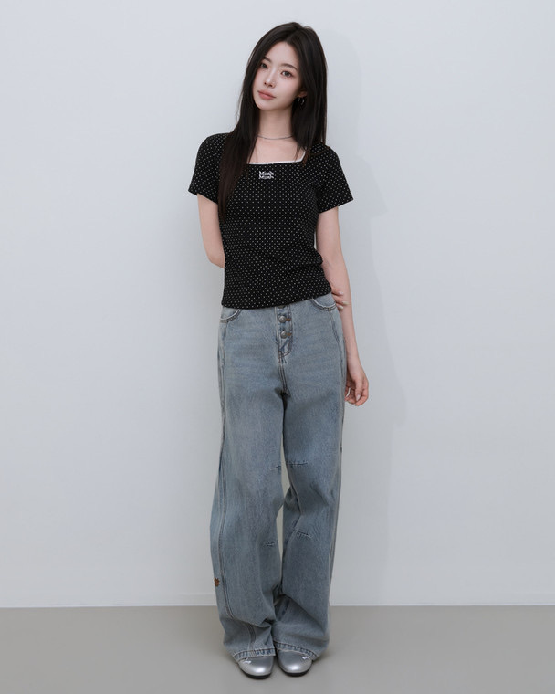 【3.5截單！限時優惠預訂】韓國MUAH MUAH SQUARE NECK DOT HALF SLEEVE（2色）