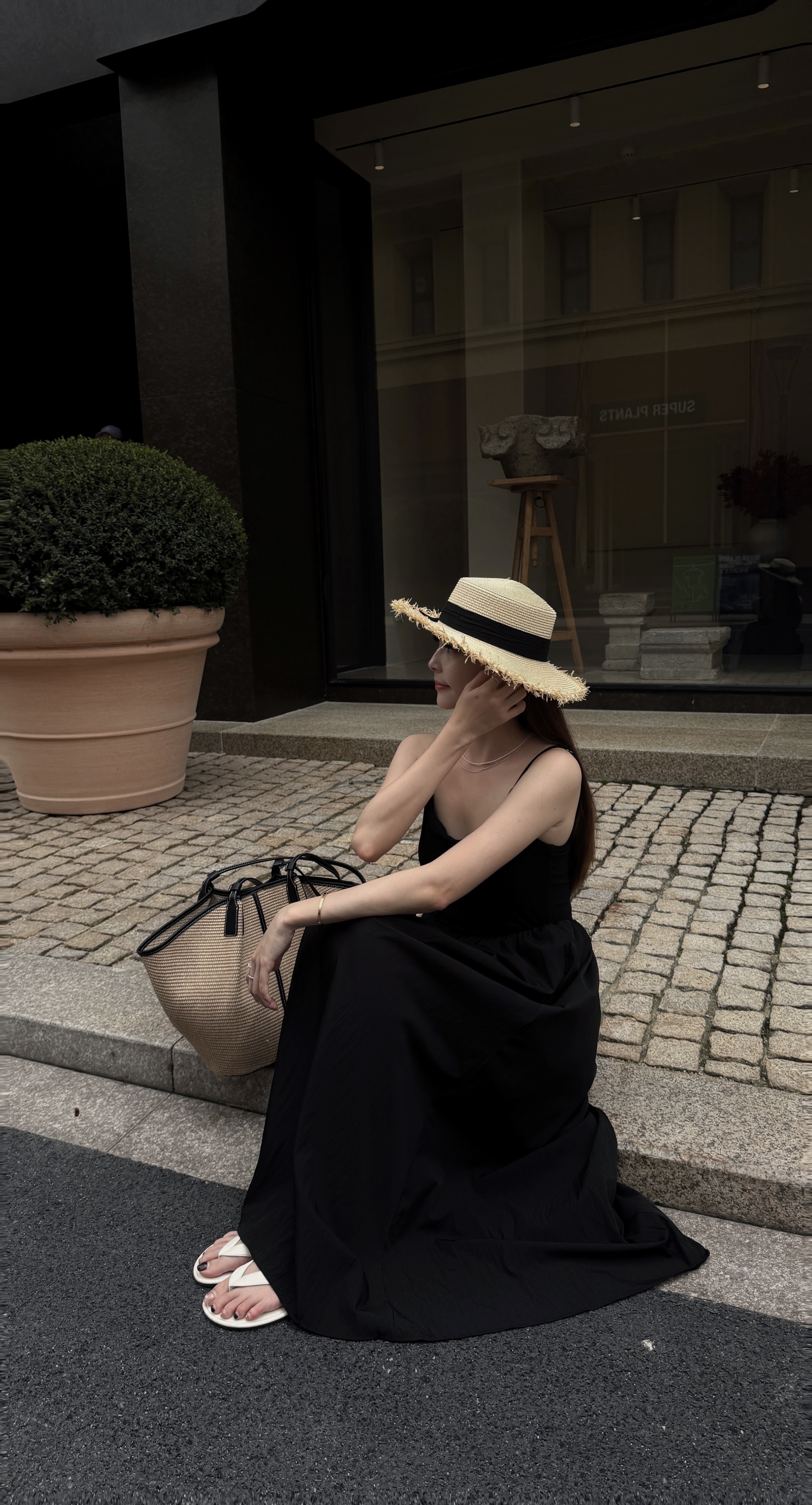 美夏時光-可調節帶bra長洋裝（ 2 colors )