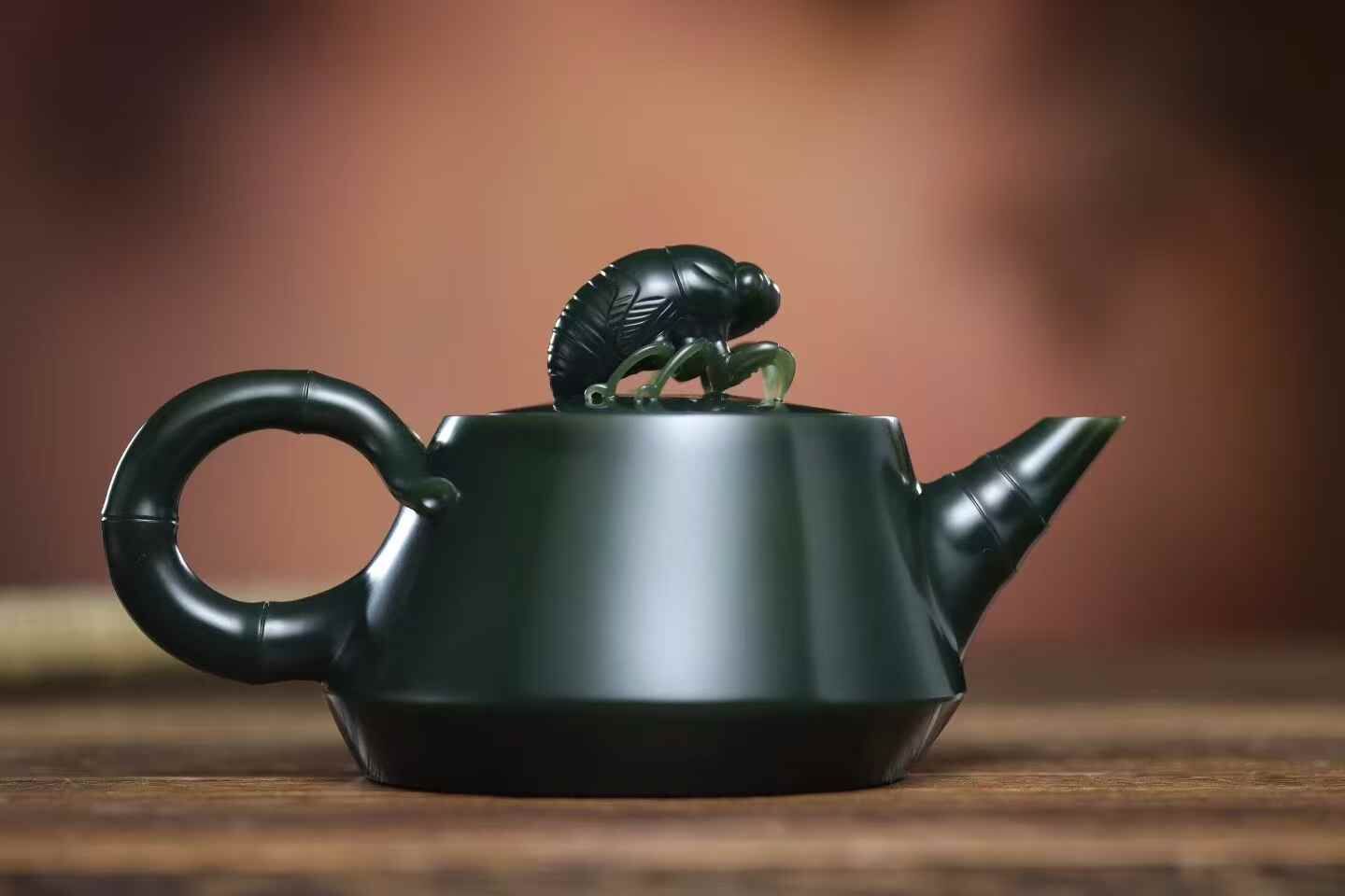 和田玉壺,天然和田玉軟玉