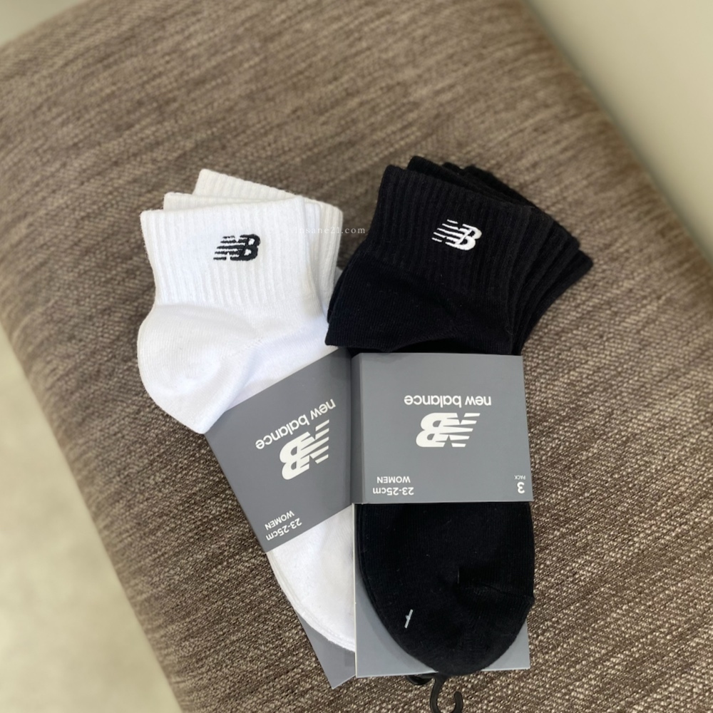 NEW BALANCE 刺繡LOGO 中筒襪 抗菌除臭 黑白兩色 三雙一組