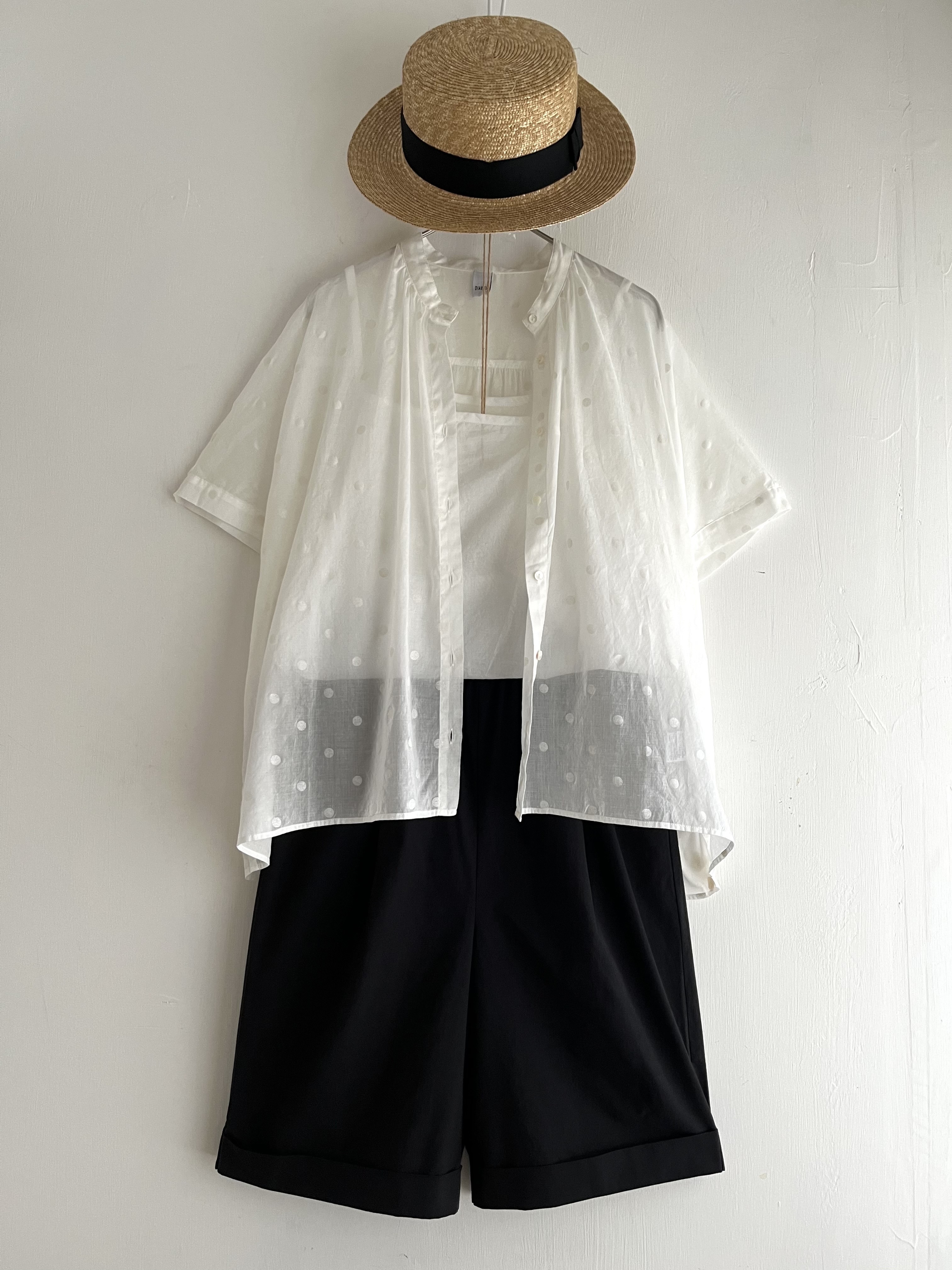 日本製DIARIES白色雪紡暗紋波點top