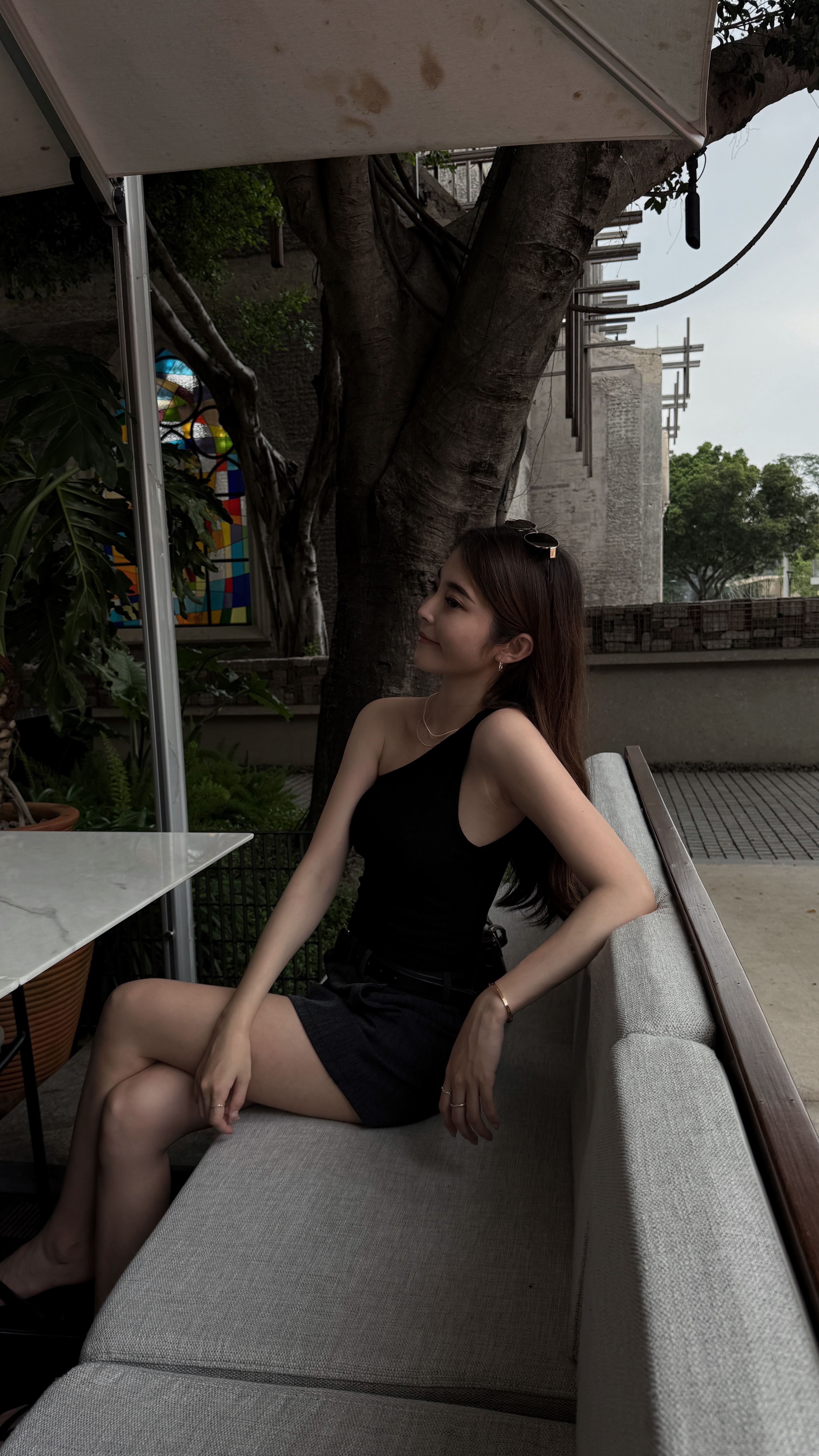 辣妹必備！！扭結單肩美背bra top（ 2 colors )