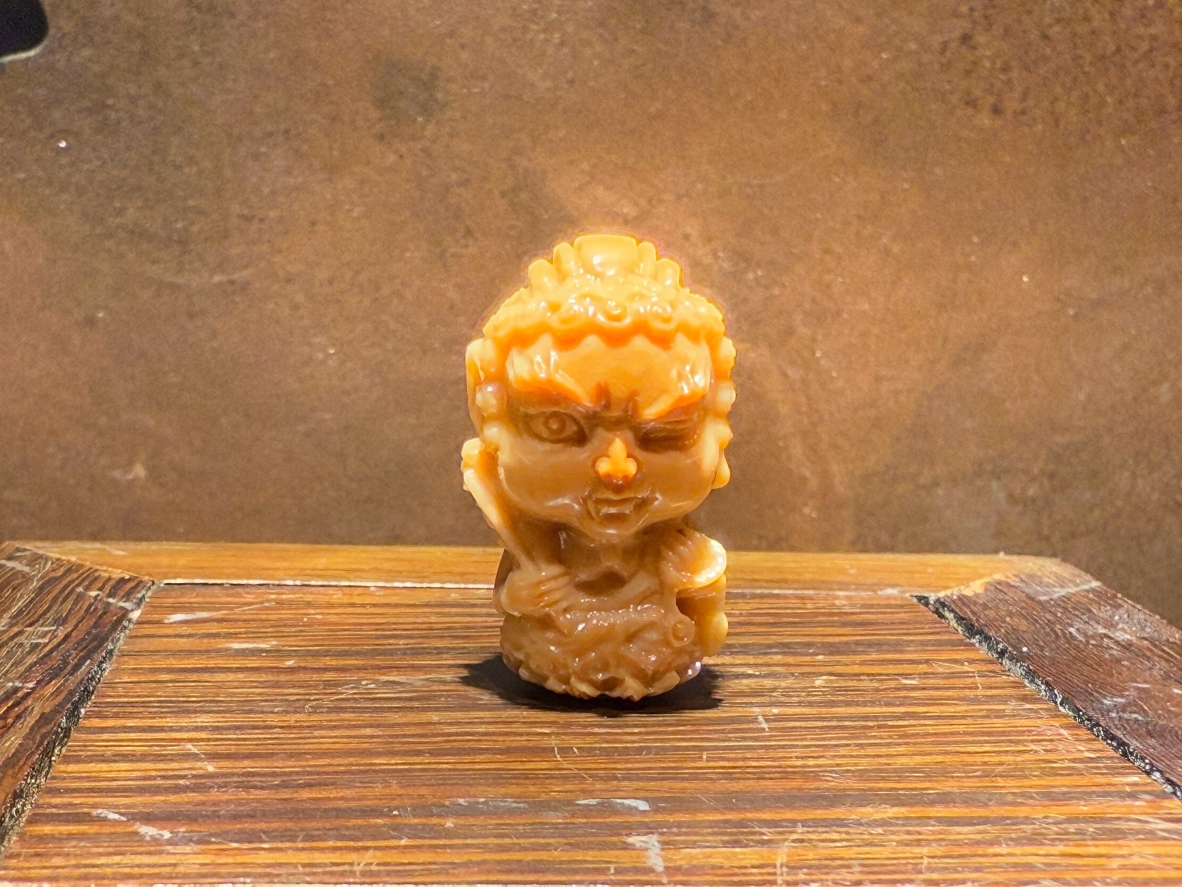 (AE) Q板不動明王 (18x19x33mm) (包頸繩, 配飾隨機) - 龍宮舍利 #0405lg