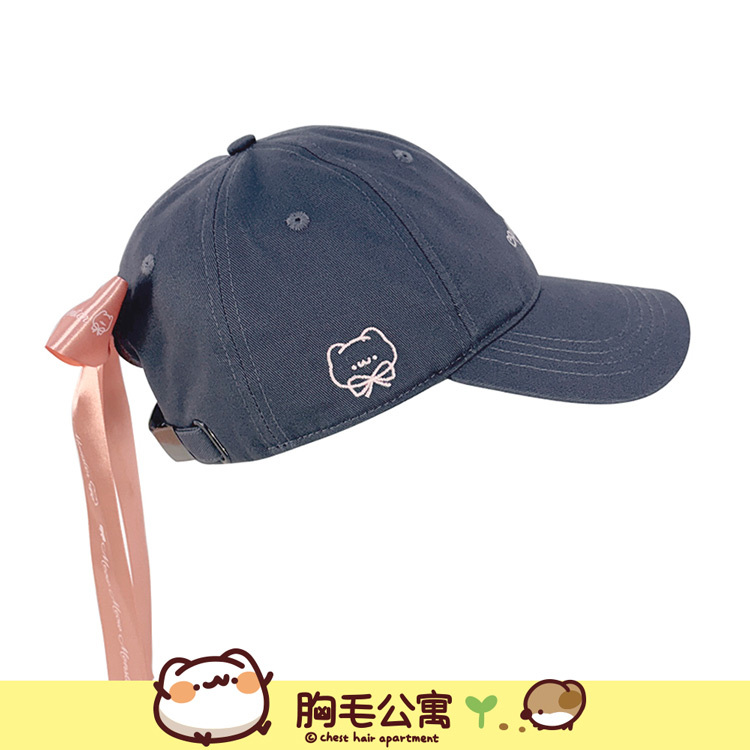 Paidal x 胸毛公寓-野生喵喵怪 蝴蝶結字母棒球帽(含蝴蝶結，不可拆)