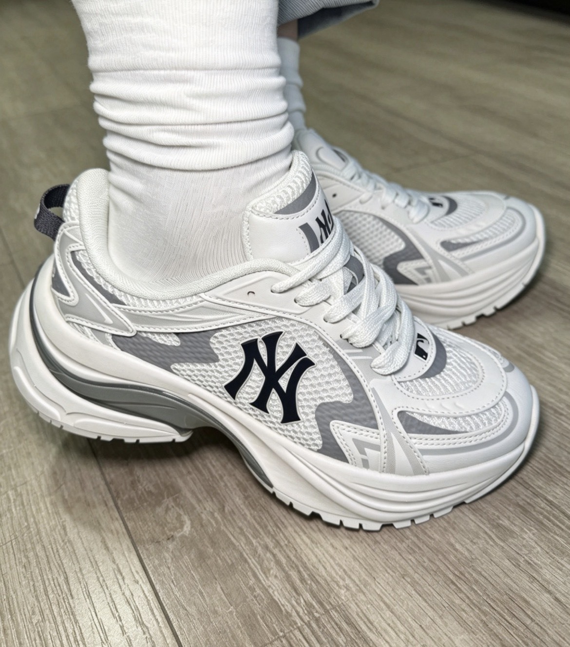 【OWN】MLB Korea 運動鞋 休閒 舒適 透氣 百搭 NY 洋基 Karina 張凌赫 同款 Aespa 不分男女 白色