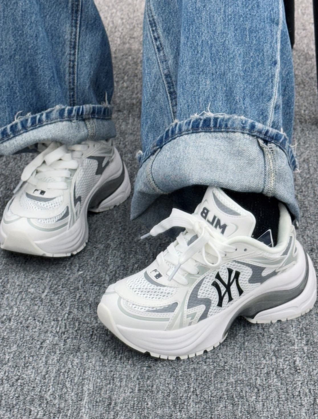 【OWN】MLB Korea 運動鞋 休閒 舒適 透氣 百搭 NY 洋基 Karina 張凌赫 同款 Aespa 不分男女 白色