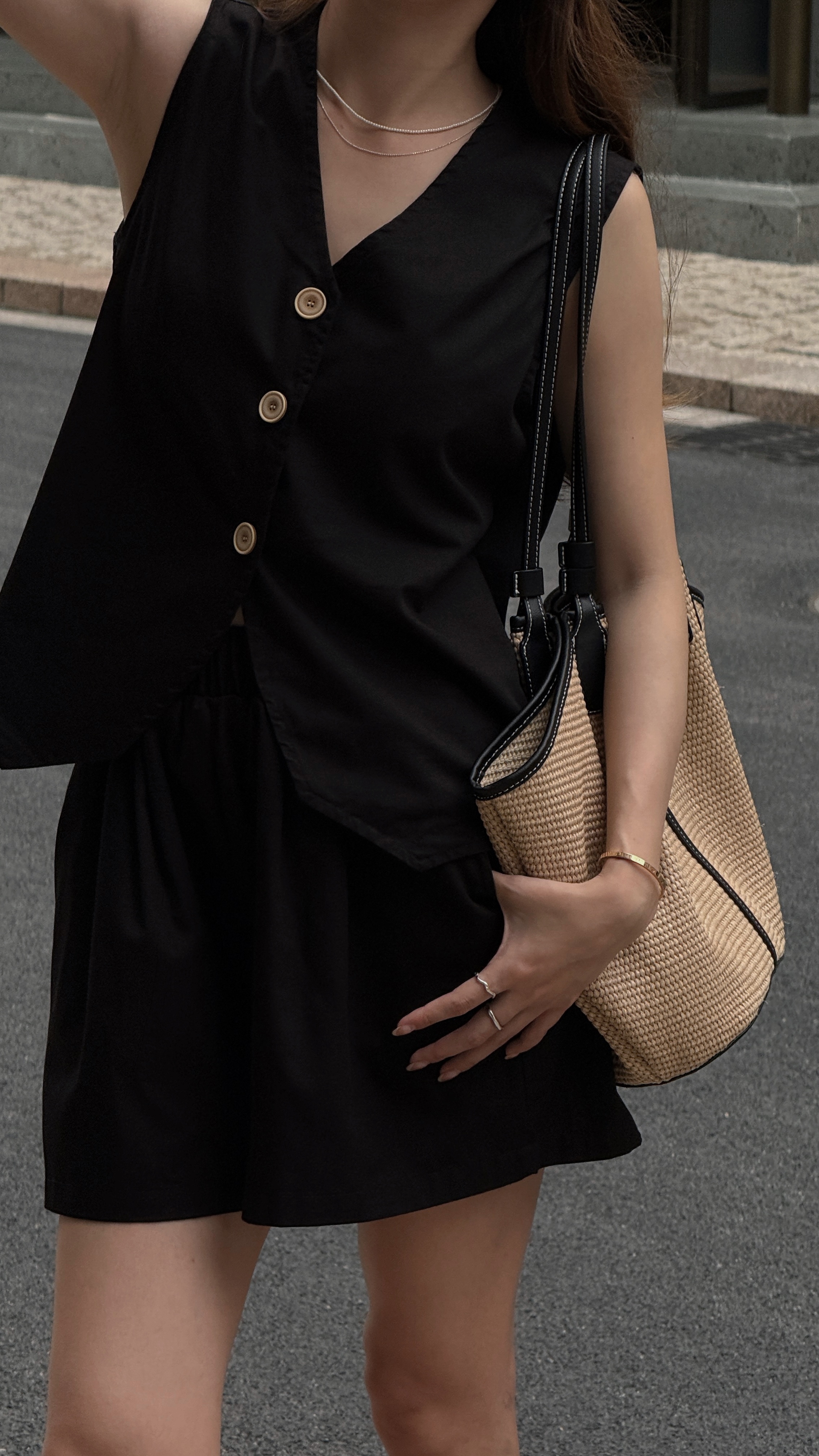 老錢風琥珀釦無袖套裝