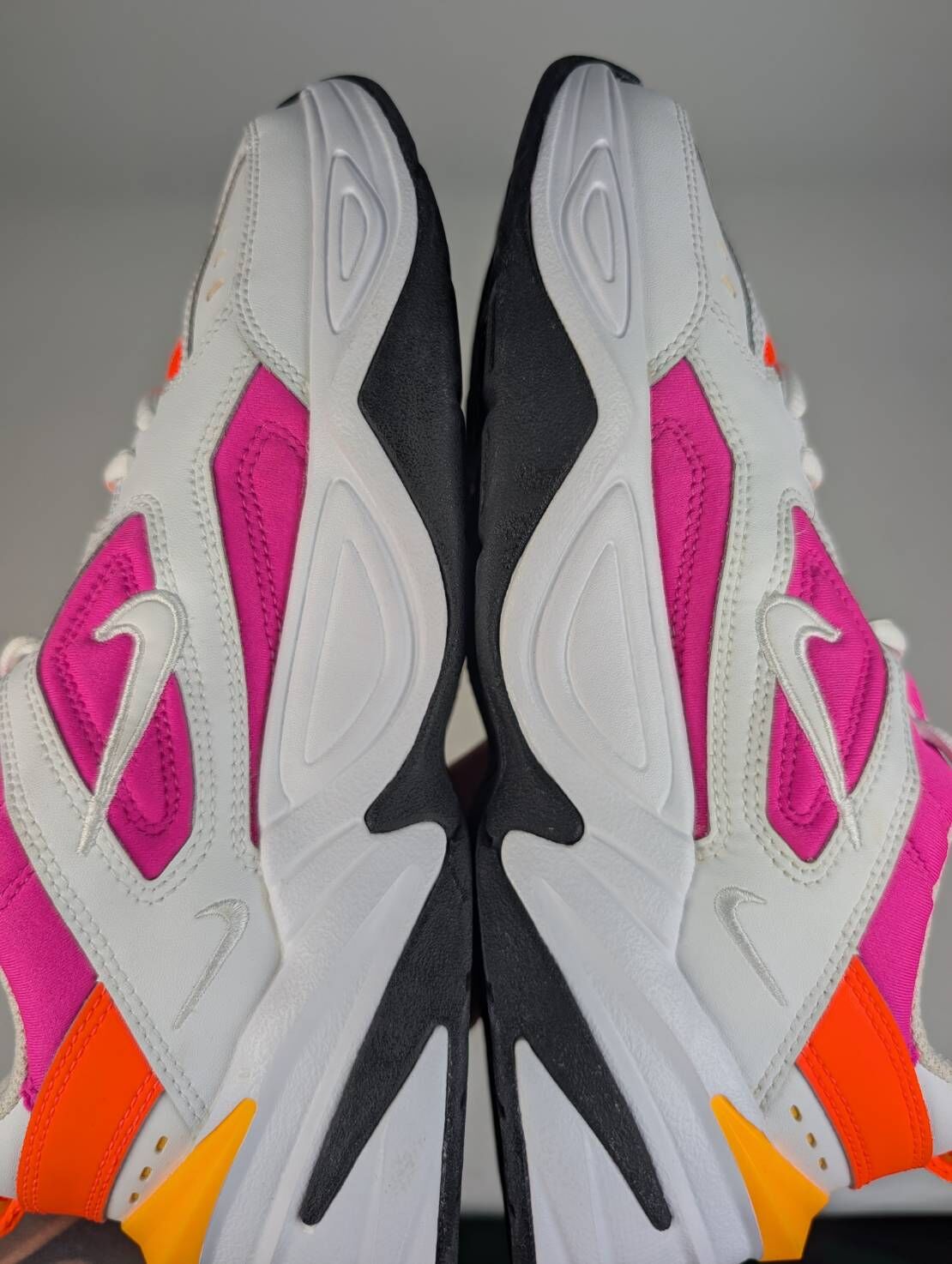 微瑕疵-左右腳鞋面色差右腳鞋頭脫落 AO3108-104 W7.5 NIKEWMNS M2K TEKNO白橘粉復古老爹鞋