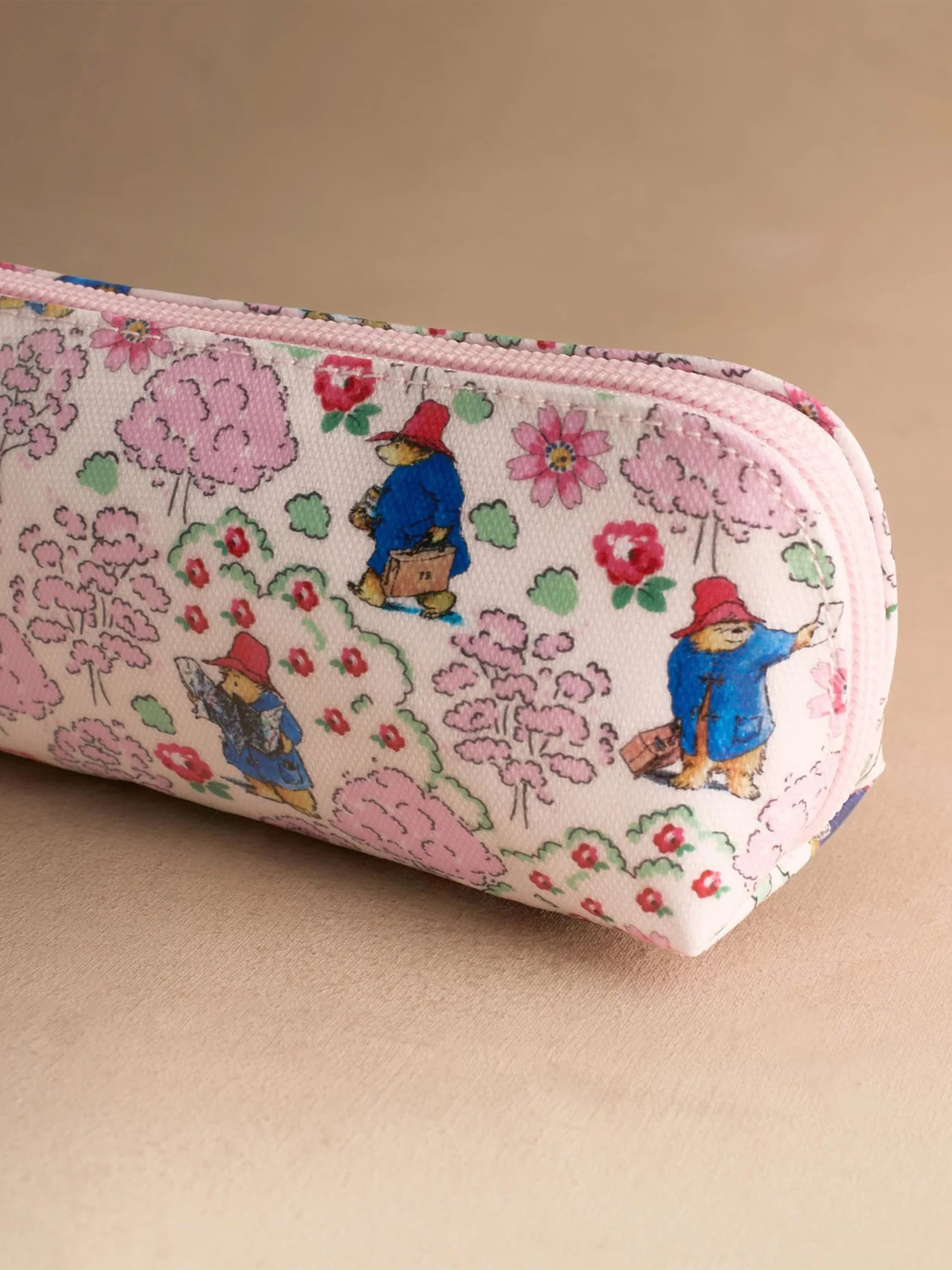 Paddington Blossom 三角造型印花筆袋/刷具袋