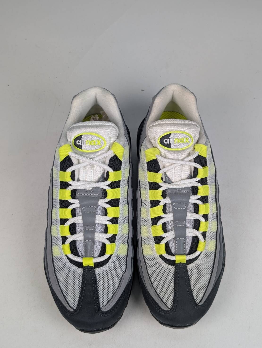 微瑕疵-左右中底氧化鞋面色差左腳鞋口泛黃 CT1689-001 M6 Air Max 95 OG 'Neon' 2020