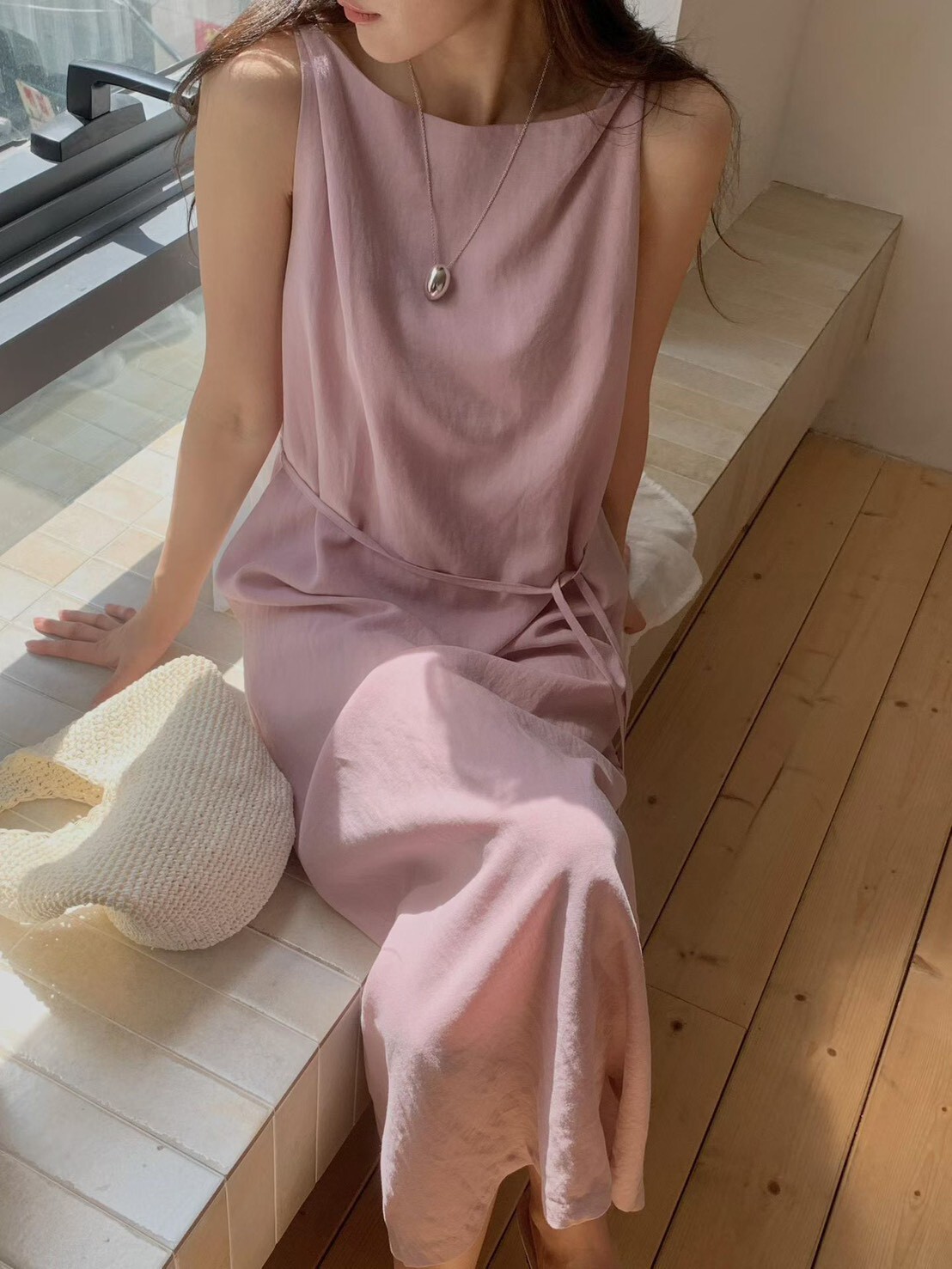 素單色優雅綁帶無袖長洋裝