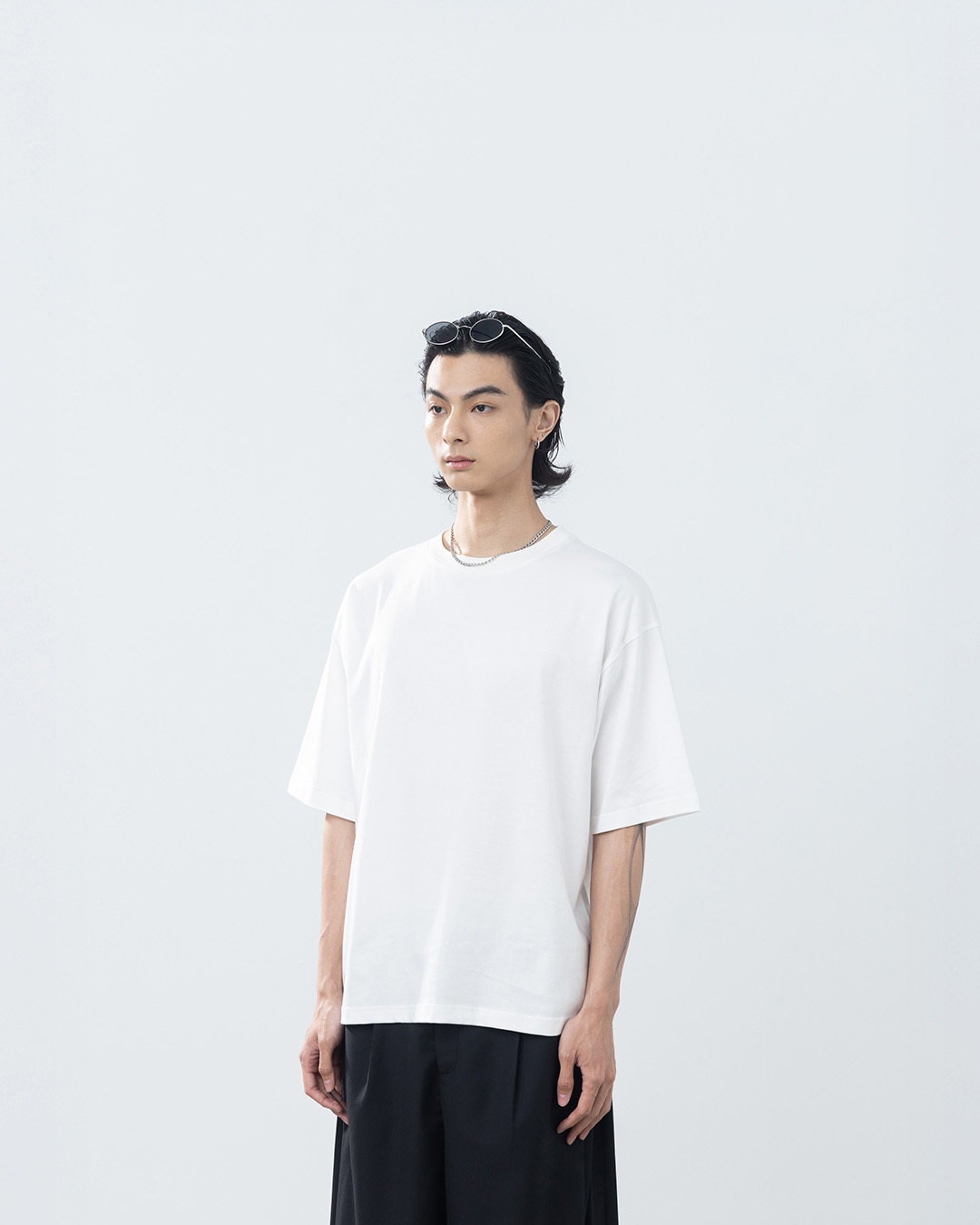 Men's Basic Plain Crew Neck Short-Sleeve Top - white S/M/L/XL【01190358】in stock+pre-order