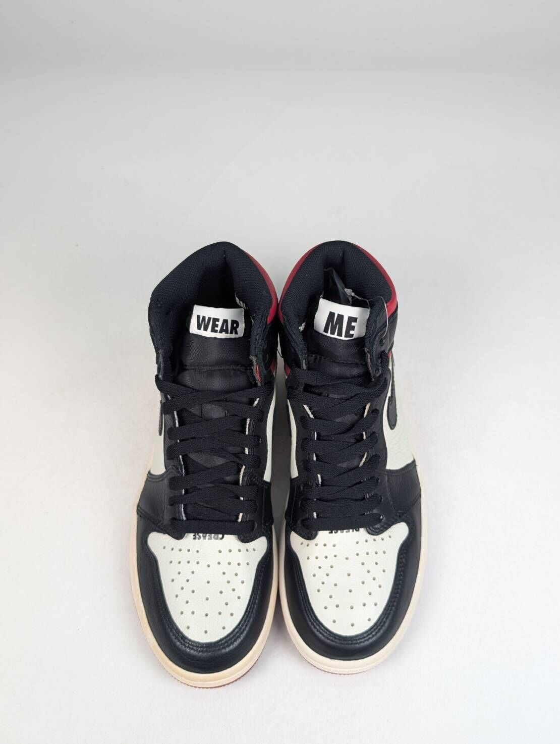 微瑕疵-左右腳中底泛黃 861428-106 M6.5 Jordan 1 Retro High "Not for Resale"
