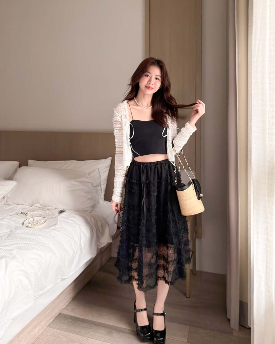 LINA LINA膾炙浪漫層次壓摺蕾絲網紗綁結長裙-貴氣黑