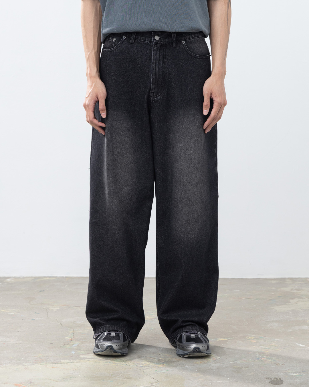 Men's Retro Washed Low-Rise Jeans - Black S/M/L/XL【04011878】in stock+pre-order