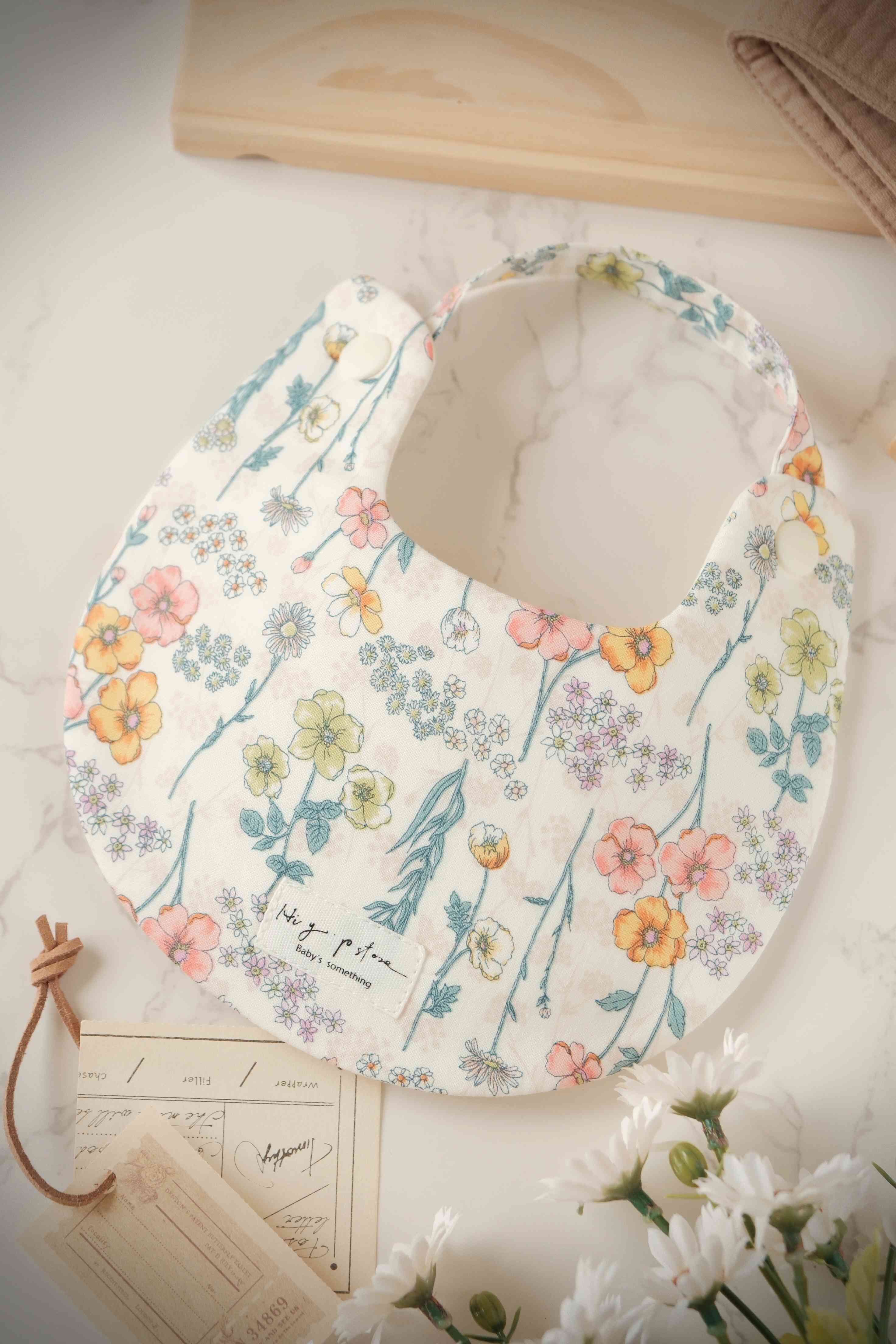 Hi Y.P store-手作圍兜-花花世界