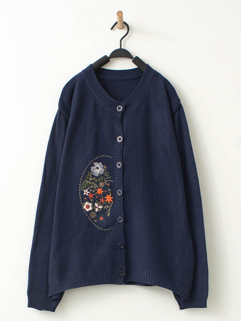 鬆軟織紋繡花針織外套