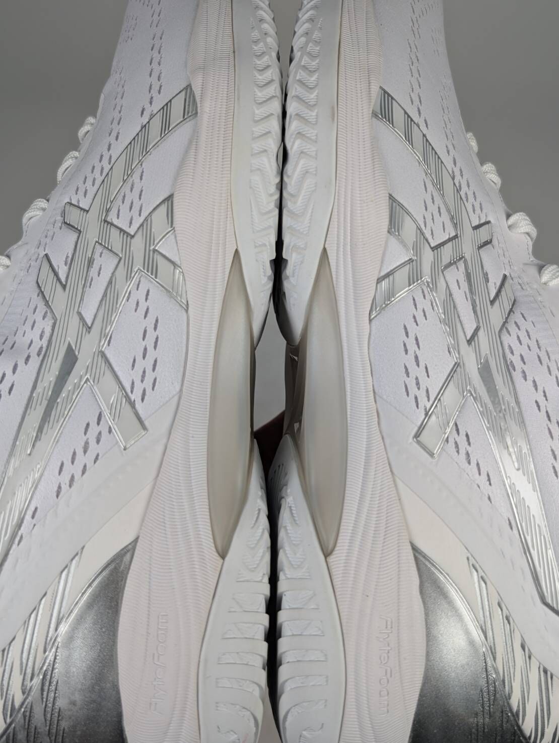 微瑕疵-左右腳中底泛黃 1063A051-100 30CM ASICS GELHOOP V14 白 耐震 輕量 休閒 籃球鞋 男鞋