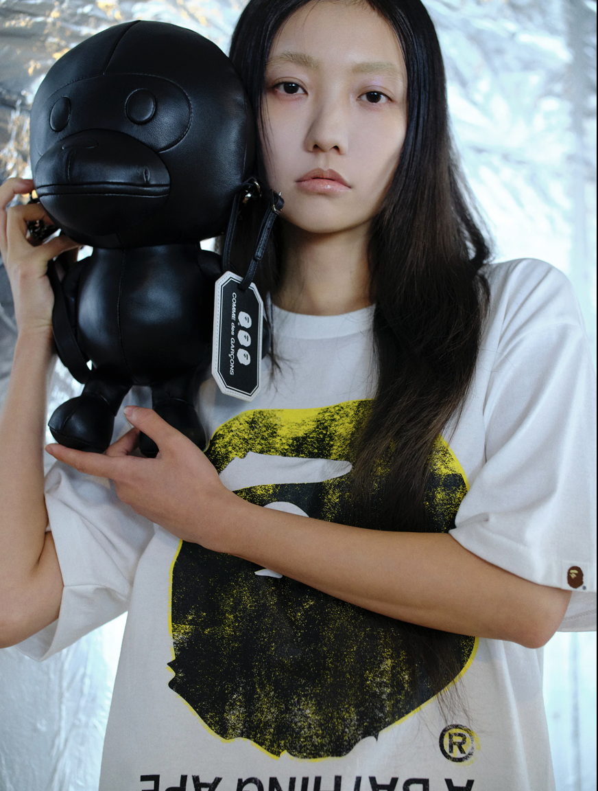 【BAPE®︎ × COMME des GARÇONS】0329店鋪限定聯名發售BABY MILO®︎ LEATHER SHOULDER BAG